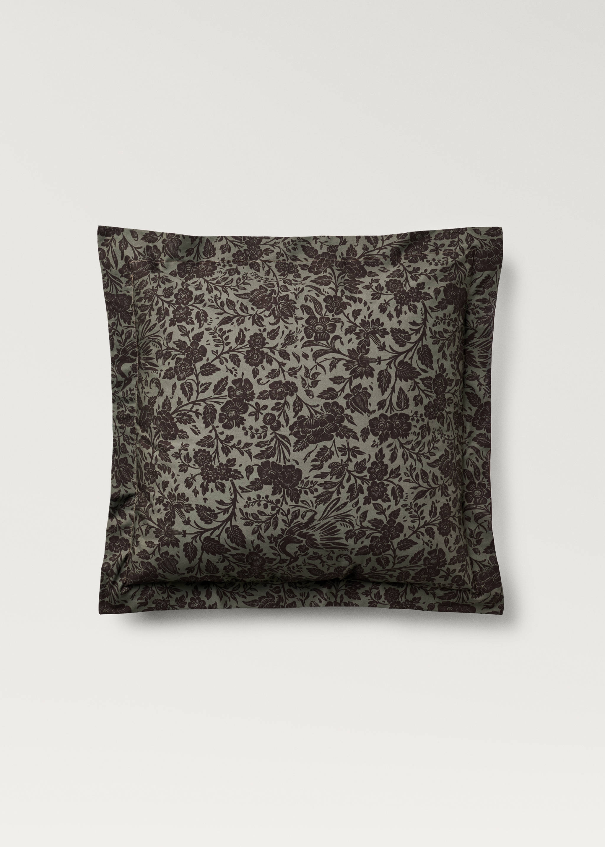 Two cotton percale two-tone floral-print pillowcases 60x60 cm - Article without model