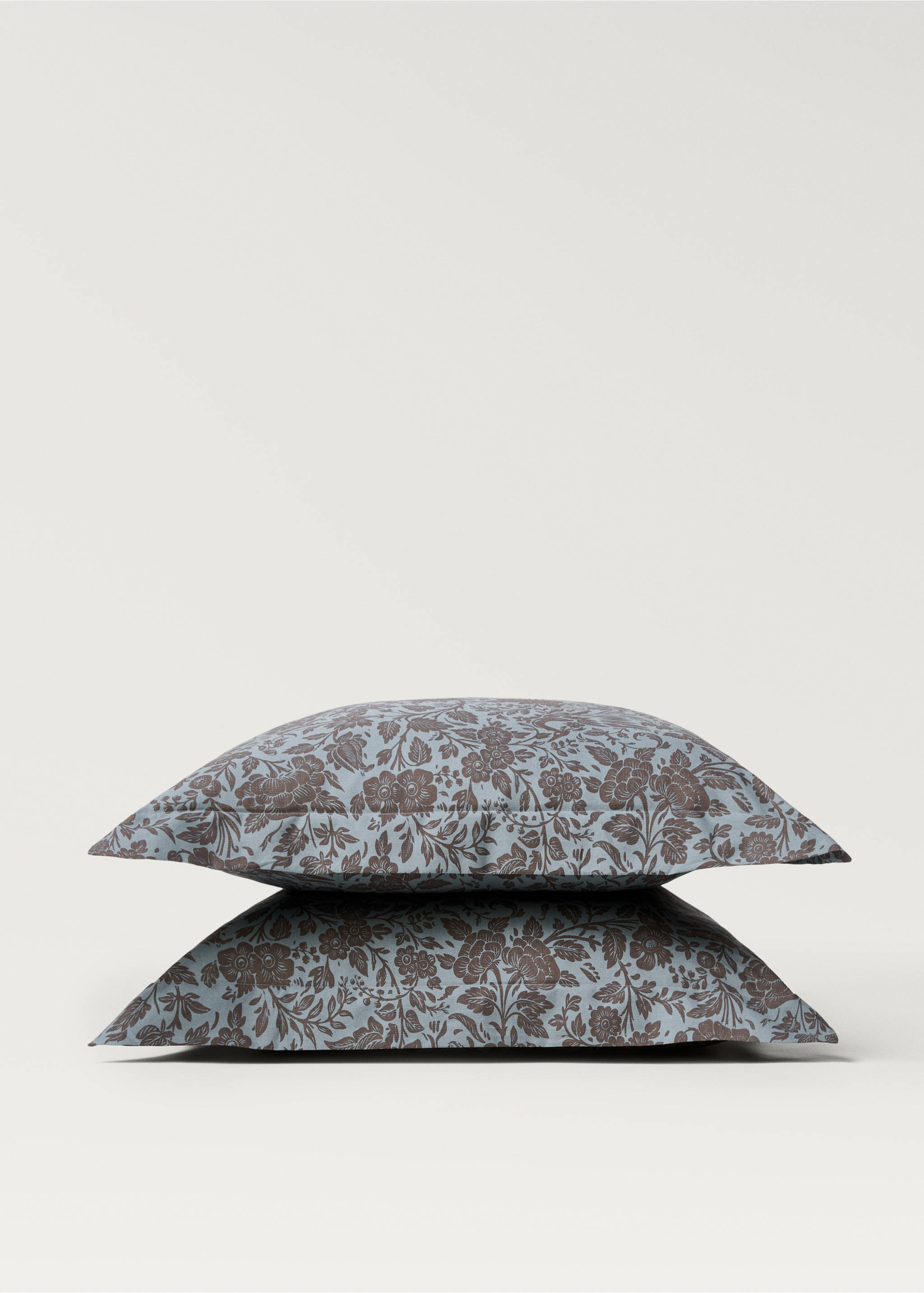 Two cotton percale two-tone floral-print pillowcases 60x60 cm - Details of the article 1, Aqua Green. Ref: 87012951-00.