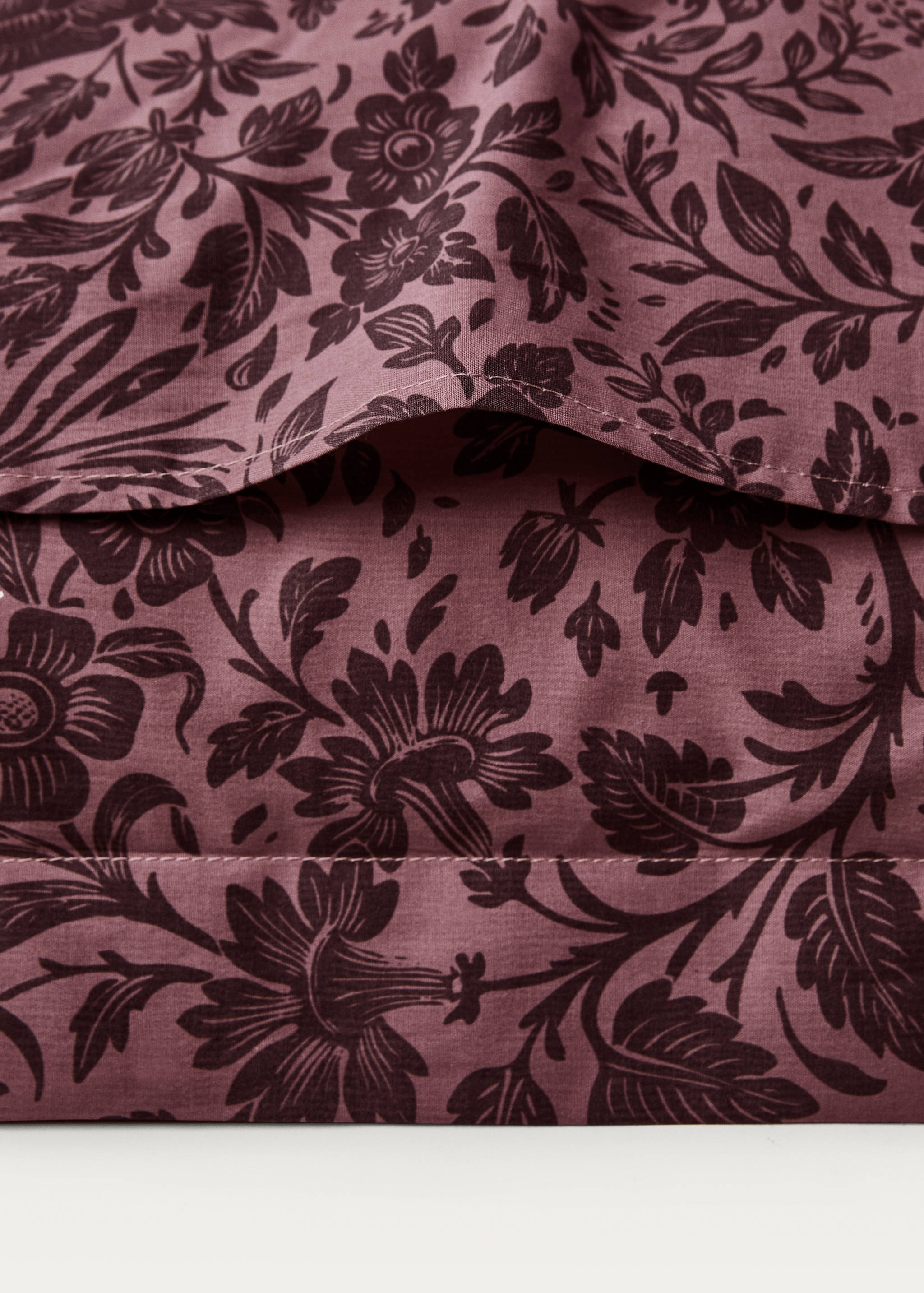 Zwei Kopfkissenbezüge aus Baumwoll-Perkal mit zweifarbigem Blumenmuster, 60 x 60 cm - Detail des Artikels 1