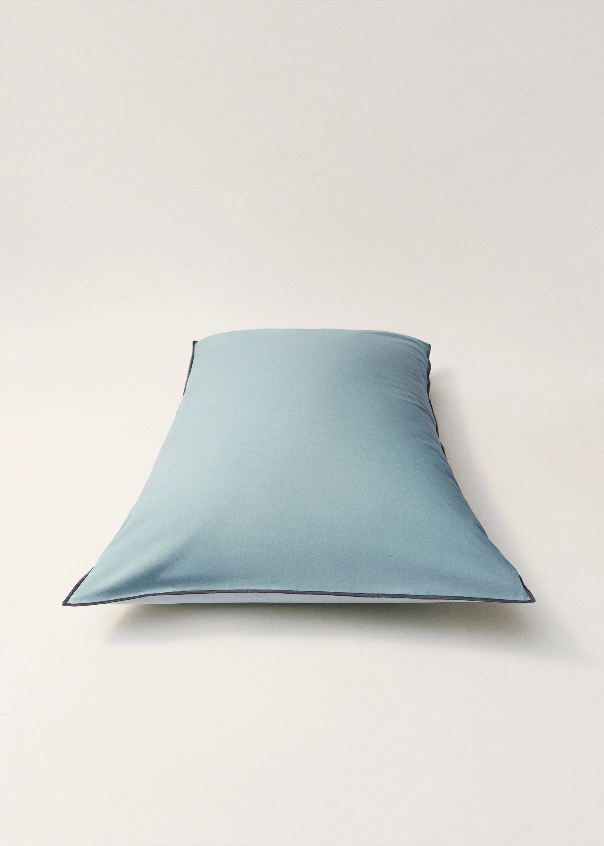 Two cotton percale reversible pillowcases 50x75 cm - Details of the article 8, Green. Ref: 87012956-00.