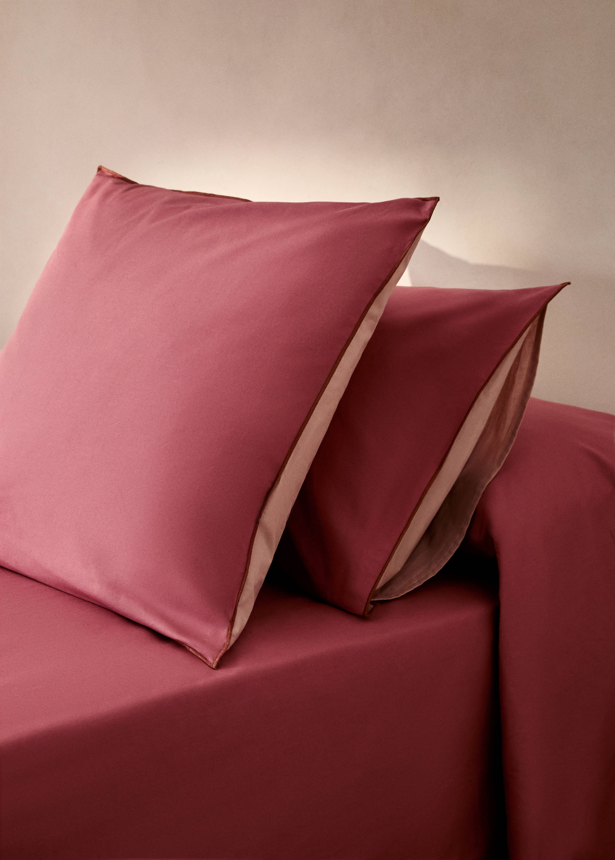 Two cotton percale reversible pillowcases 50x75 cm - General plane