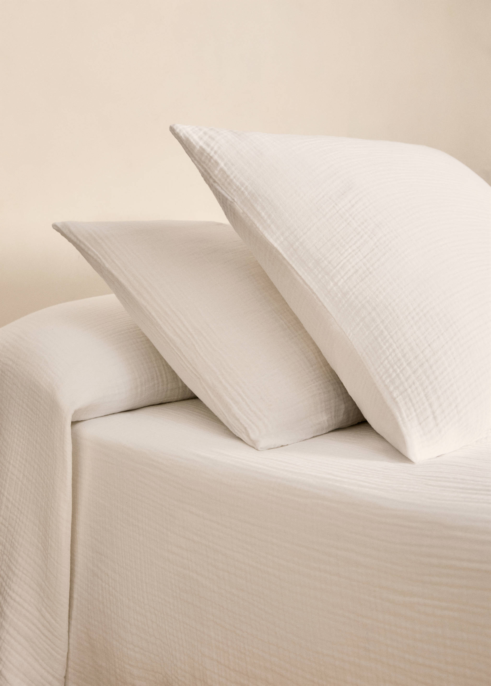 Dos fundas almohada algodón gasa 60x60 cm - Plano general