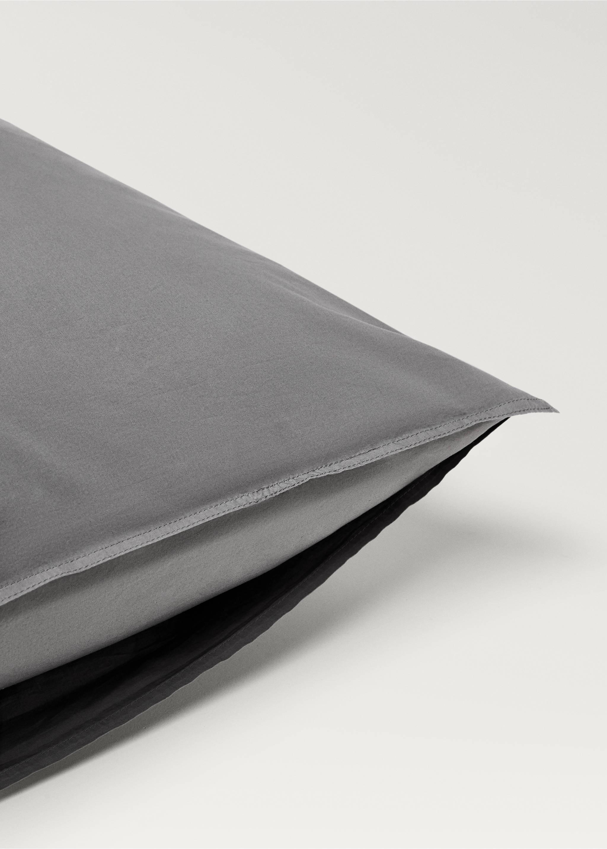 Two cotton poplin pillowcases with double stitching 60x60 cm - Details of the article 2, Medium Grey. Ref: 87013031-00.