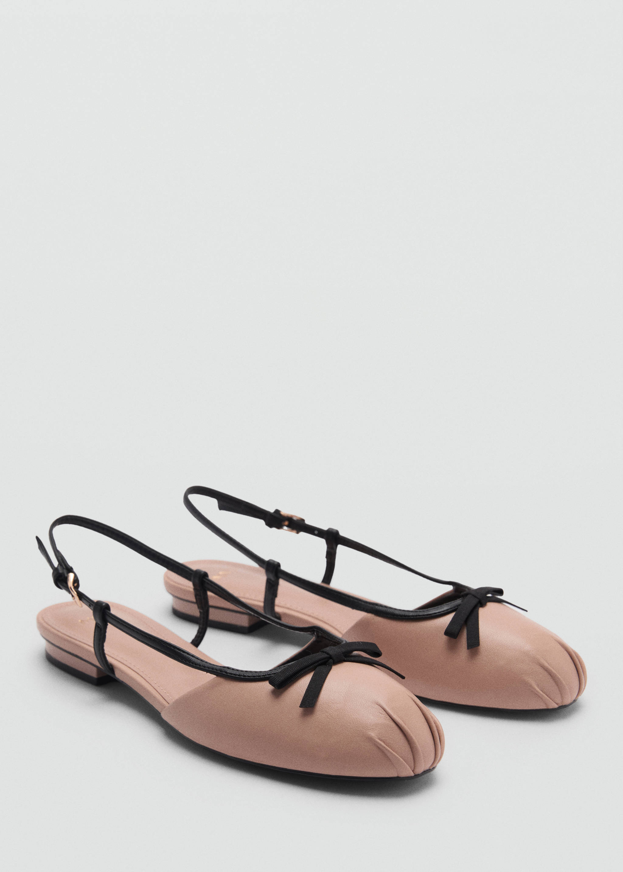 Ballet flats with decorative bow tie - Medium plane