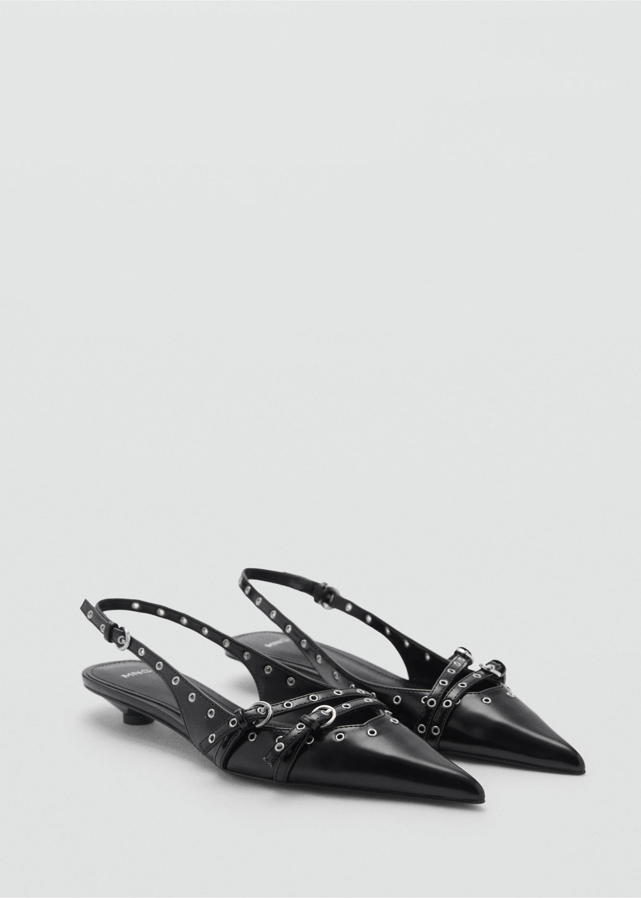 Die-cut kitten shoes - Medium plane, Black. Ref: 87013274-00.