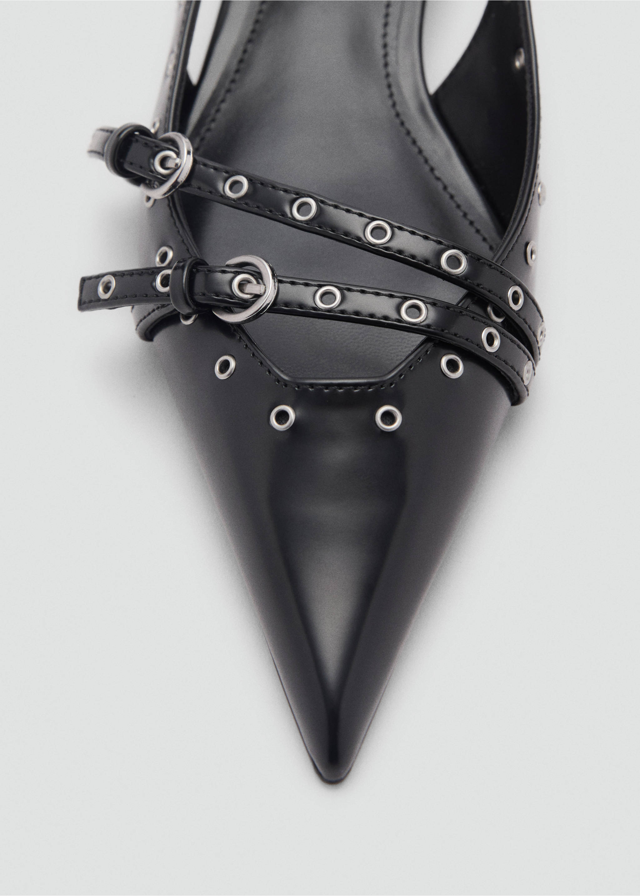 Die-cut kitten shoes - Details of the article 2, Black. Ref: 87013274-00.