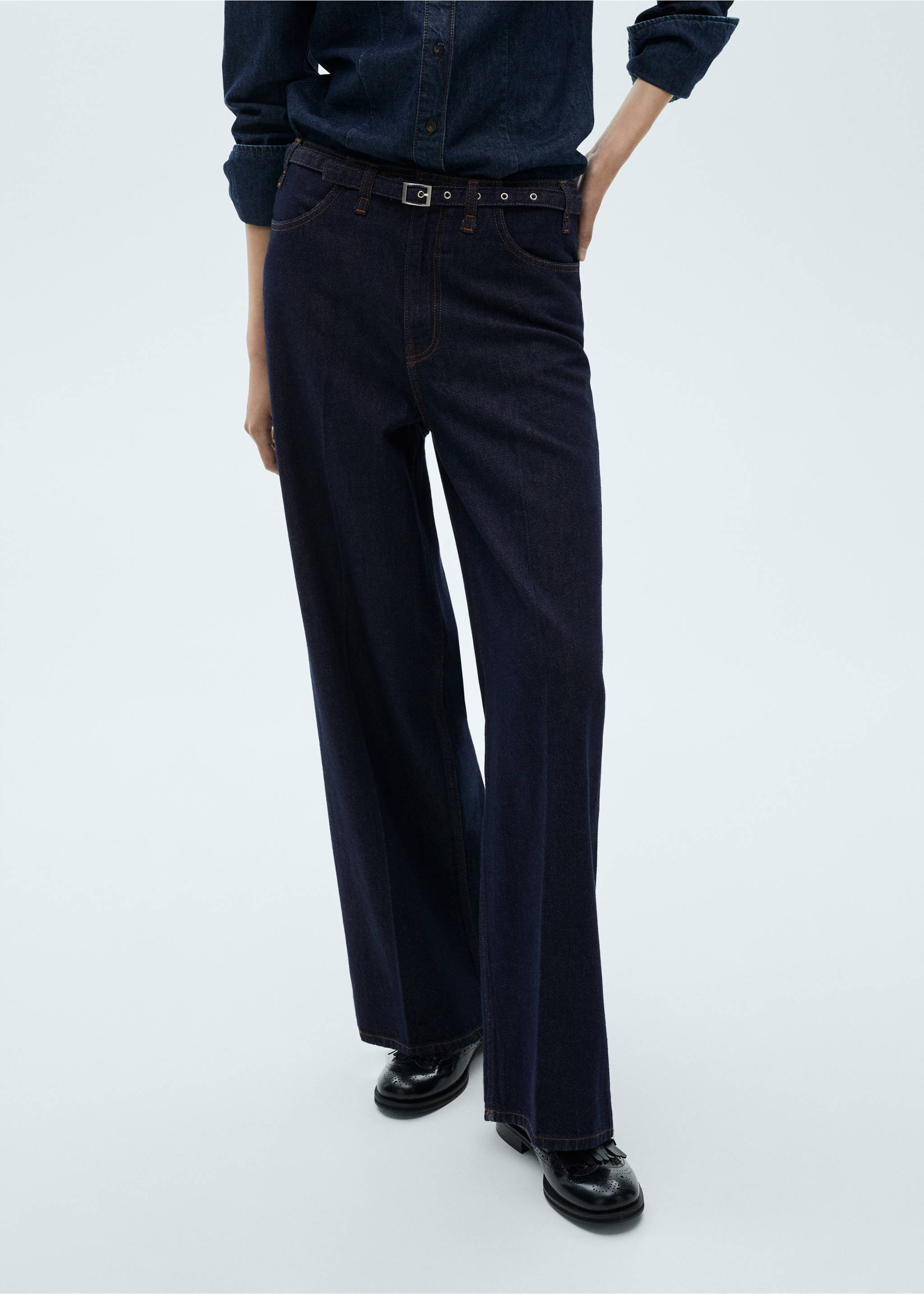 Wideleg-Rinse-Wash-Jeans mit Gürtel - Mittlere Ansicht, Blau. Ref: 87013282-00.