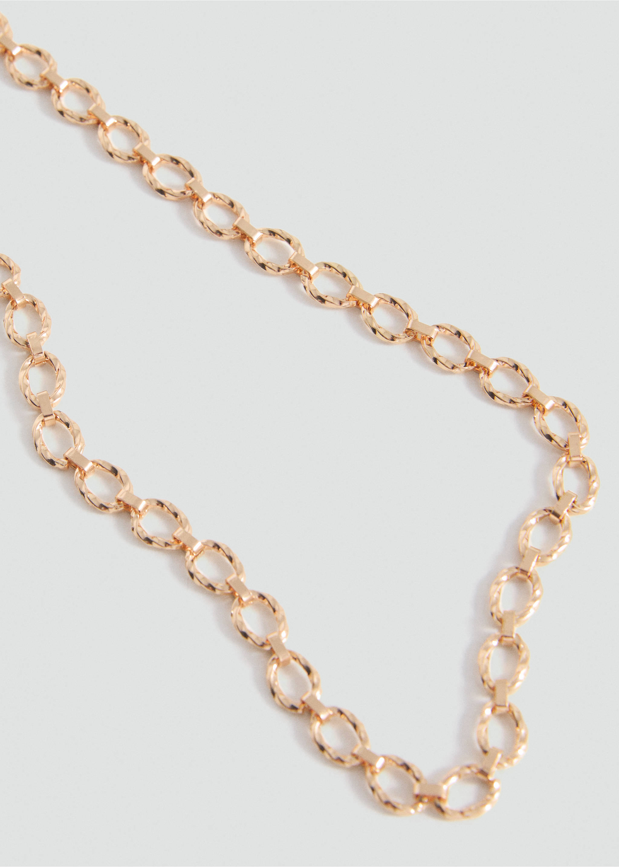Collar cadena entrelazada - Plano medio, Oro. Ref: 87013303-00.