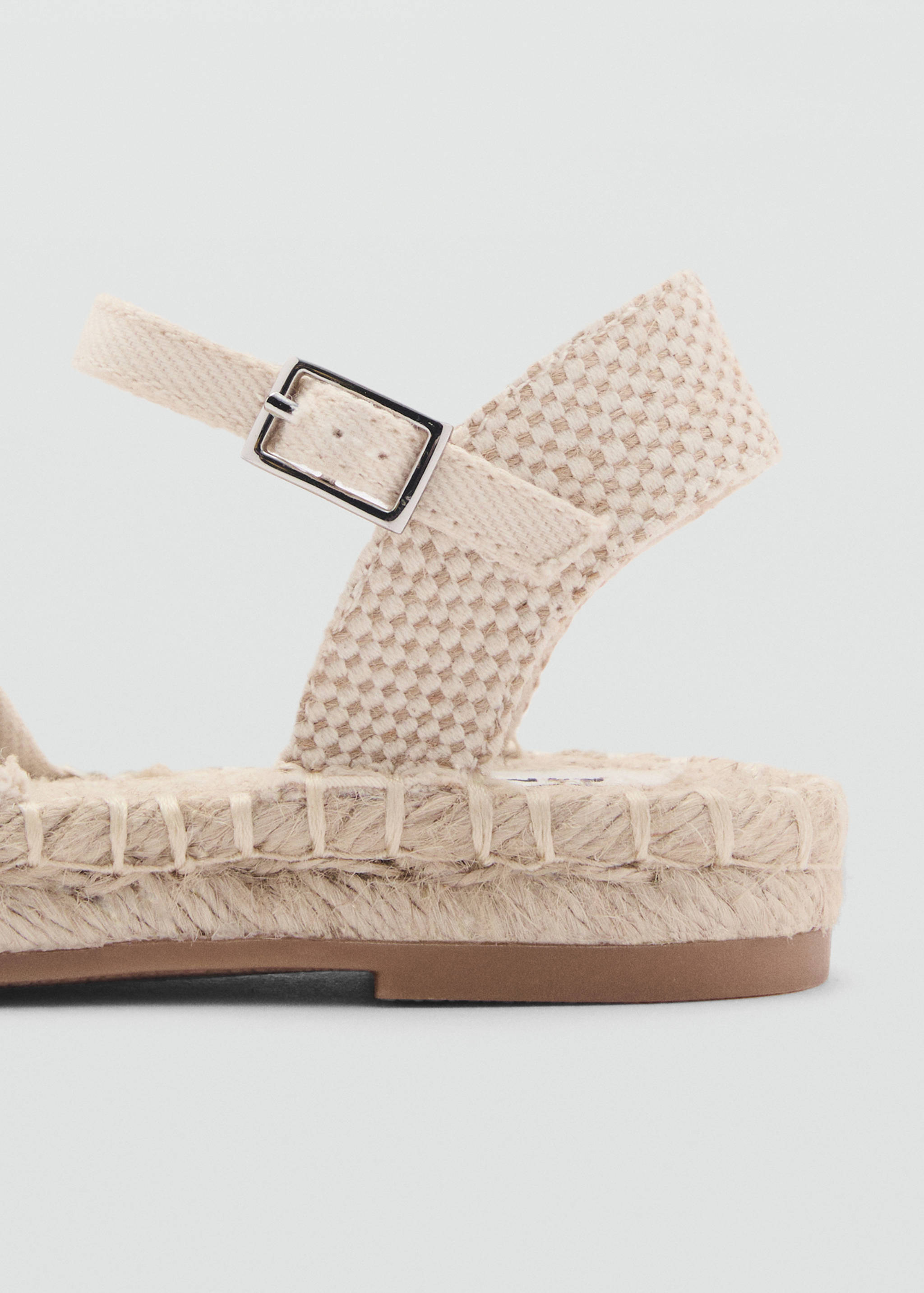 Espadrilles mit Schnallenabsatz - Detail des Artikels 2