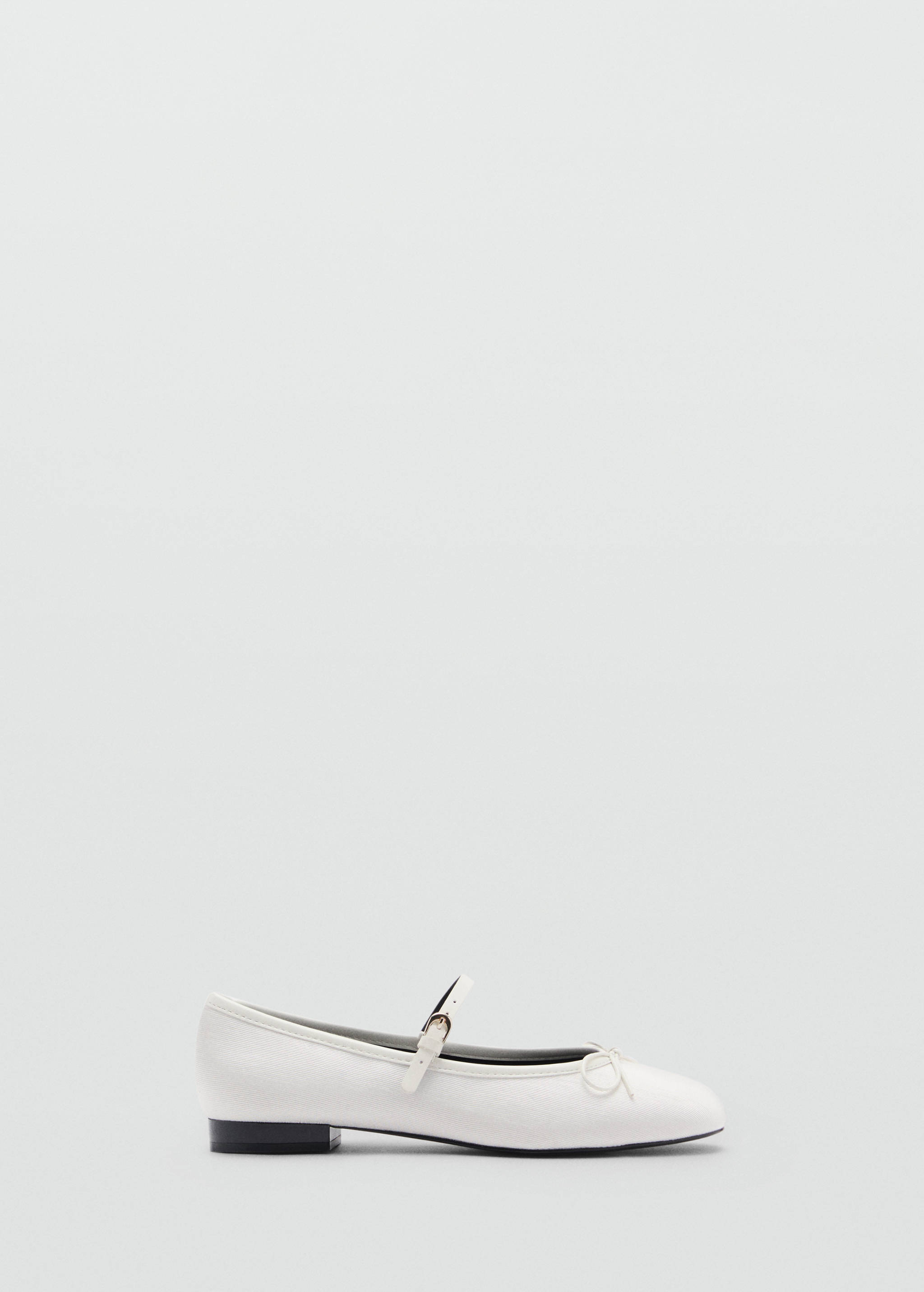 Ballerinas with strip and bow detail - Article without model