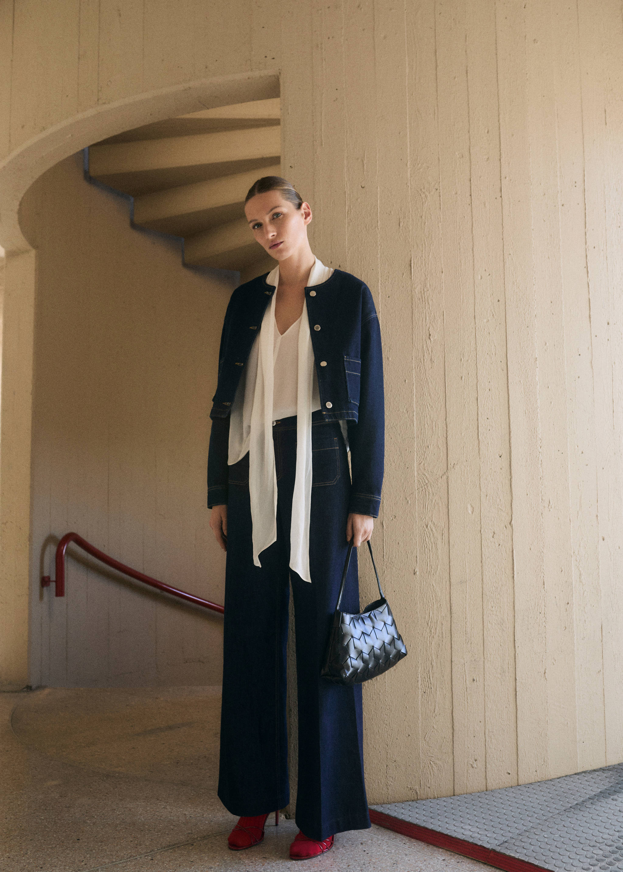 Wide leg jeans with pockets rinse wash - General plane