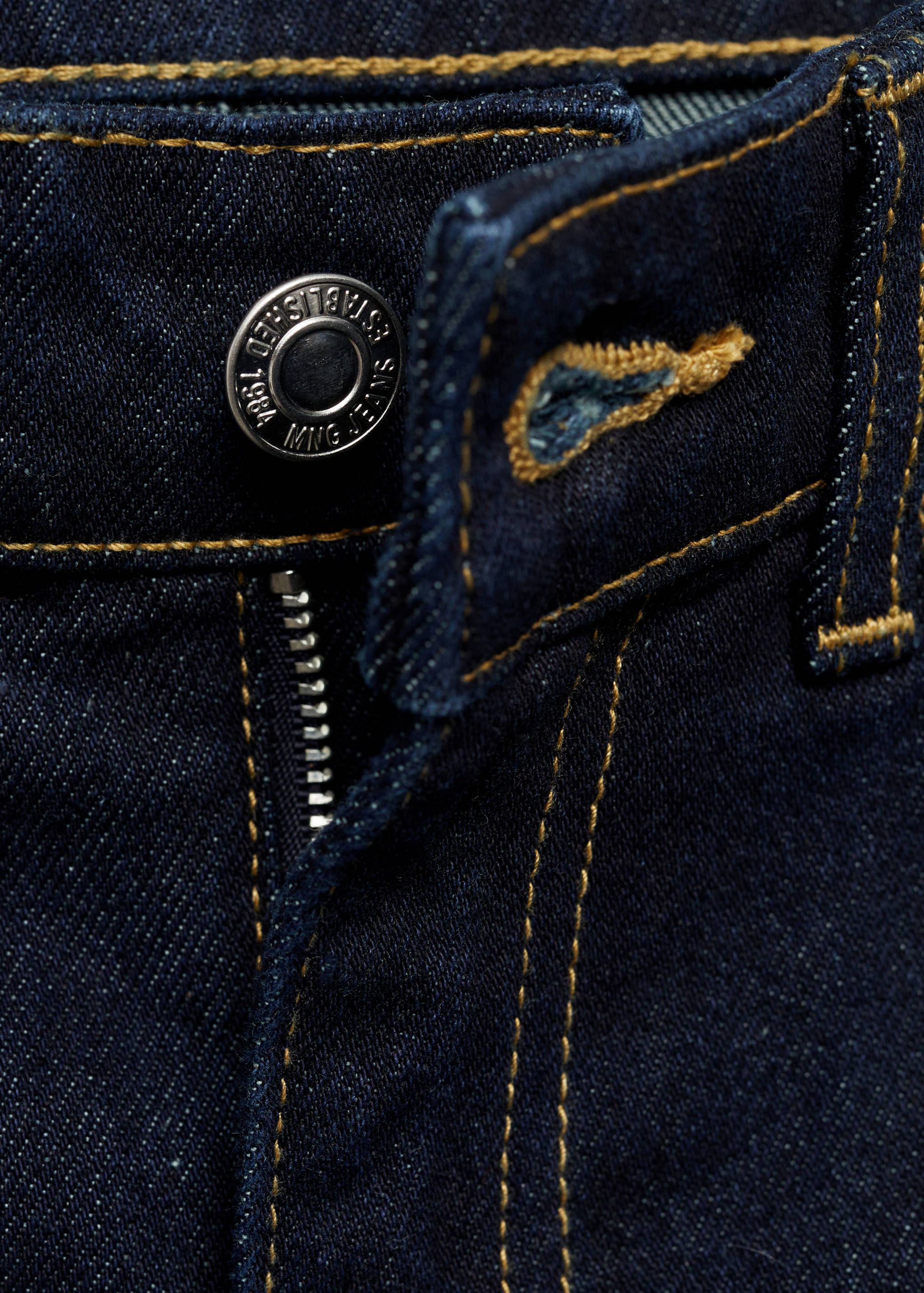 High-waisted straight-fit rinse-wash jeans - Details of the article 8