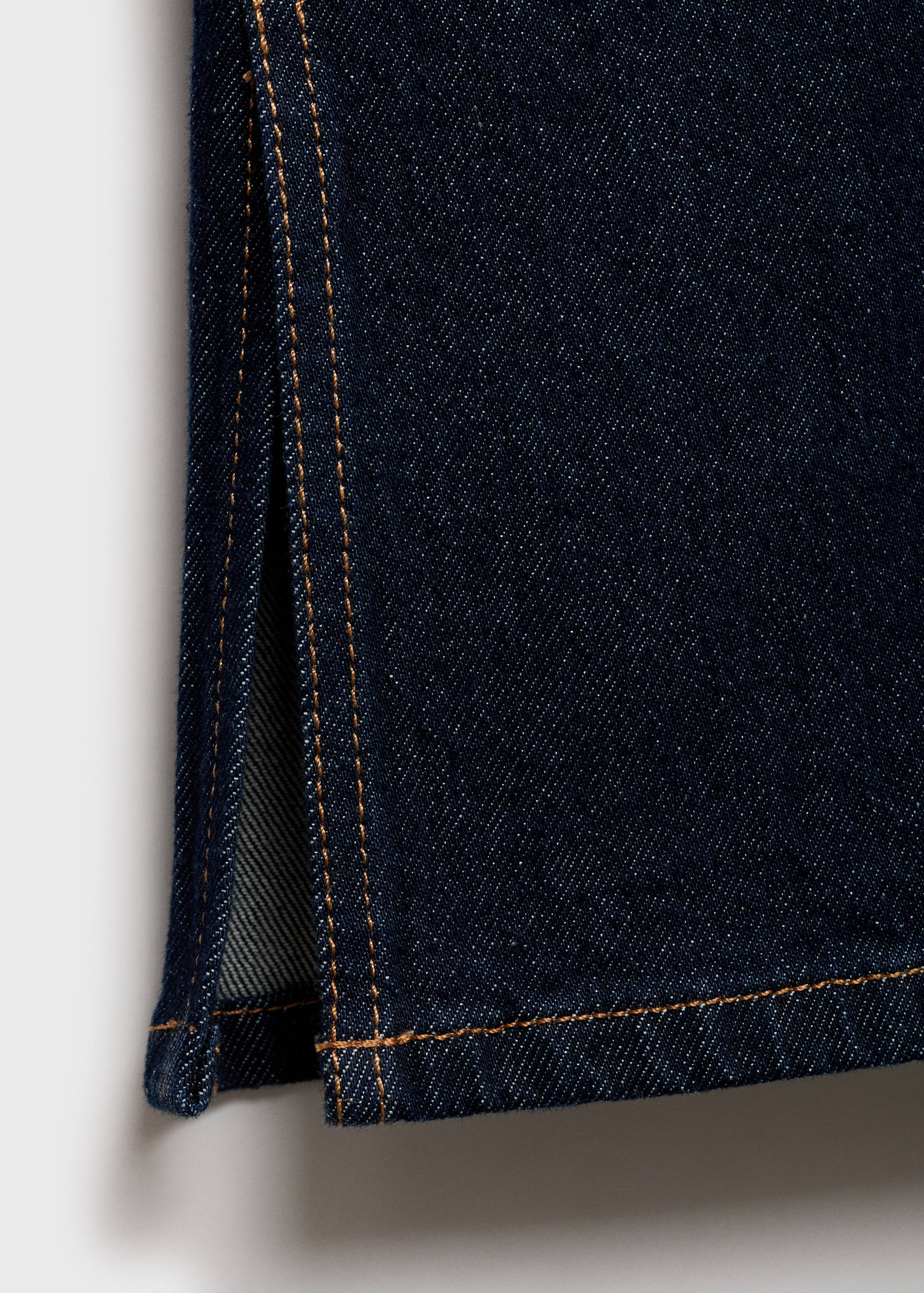 Rinse-wash flared jeans with openings - Details of the article 0