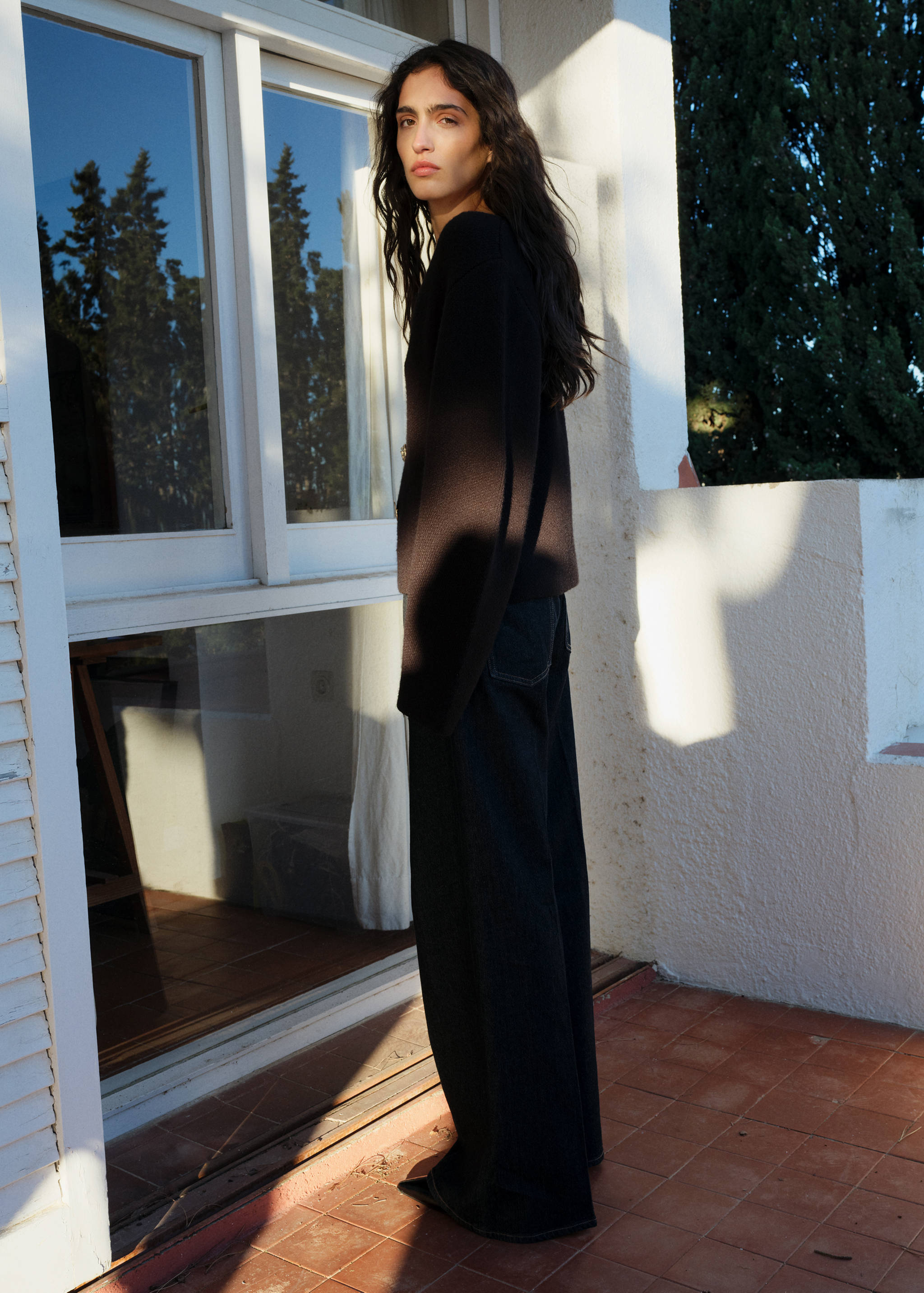 High-rise wide leg rinse-wash jeans - Details of the article 1