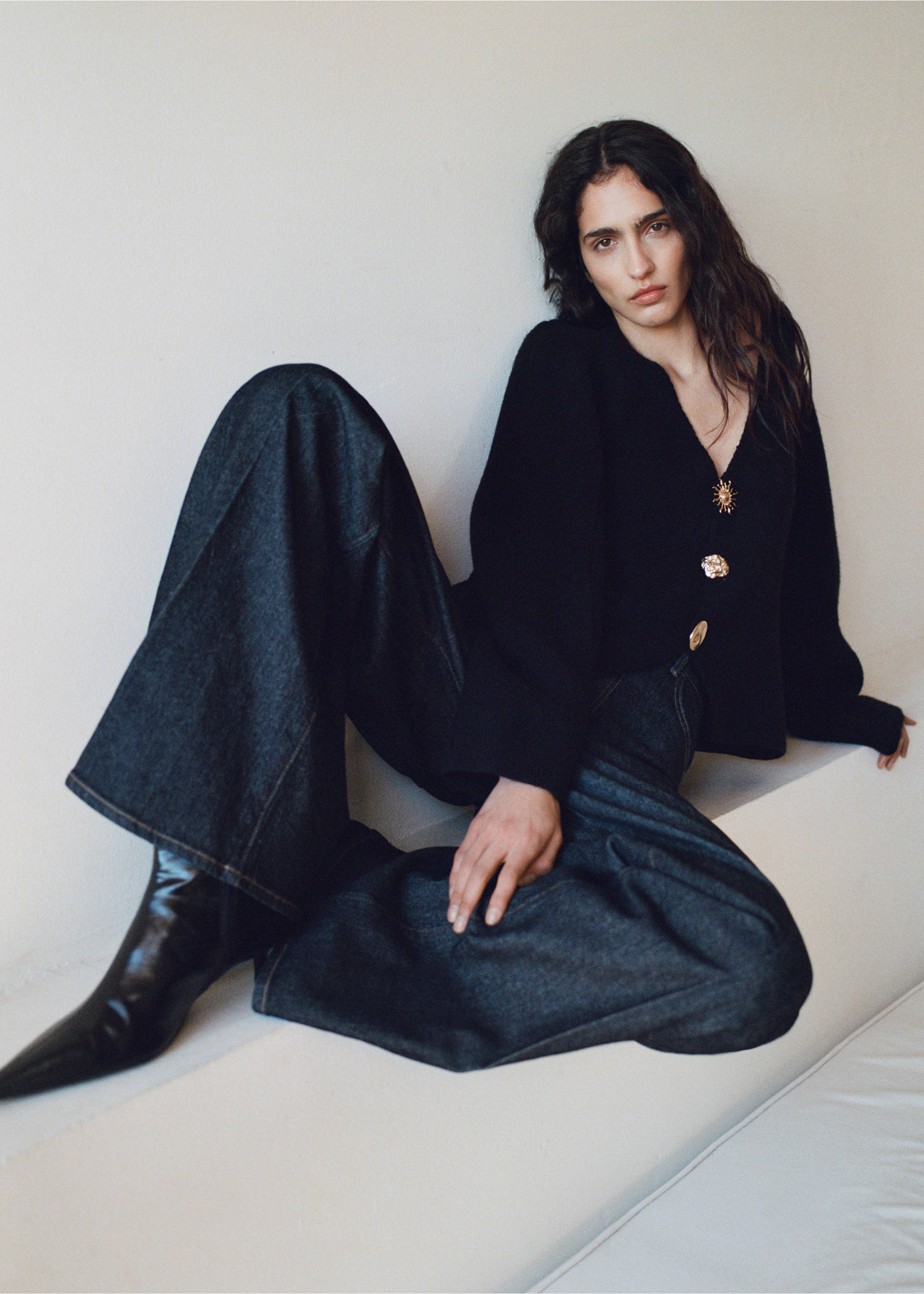 High-rise wide leg rinse-wash jeans - Details of the article 3, Open Blue. Ref: 87014079-00.