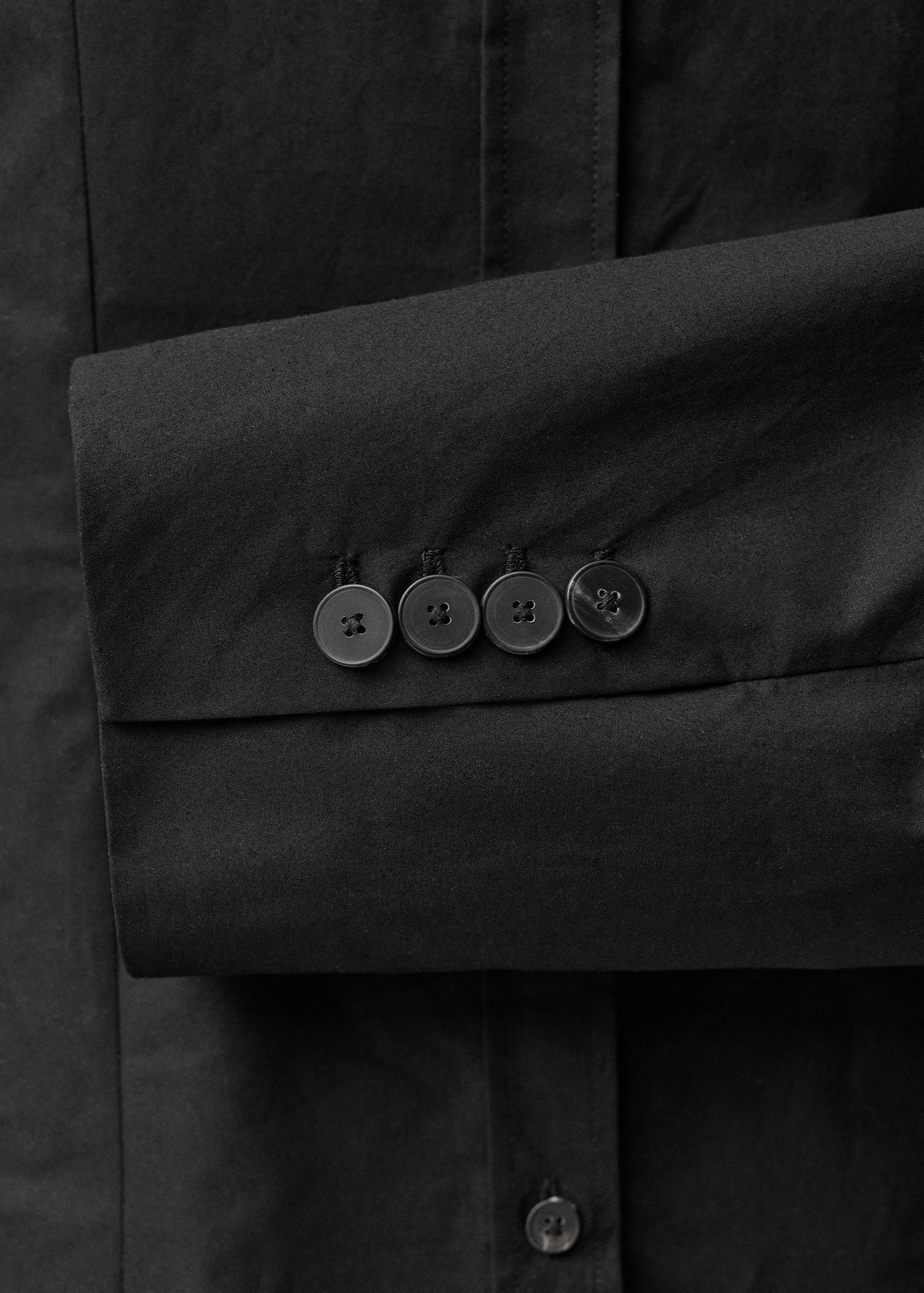 Fitted shirt with cuffless sleeves - Details of the article 0