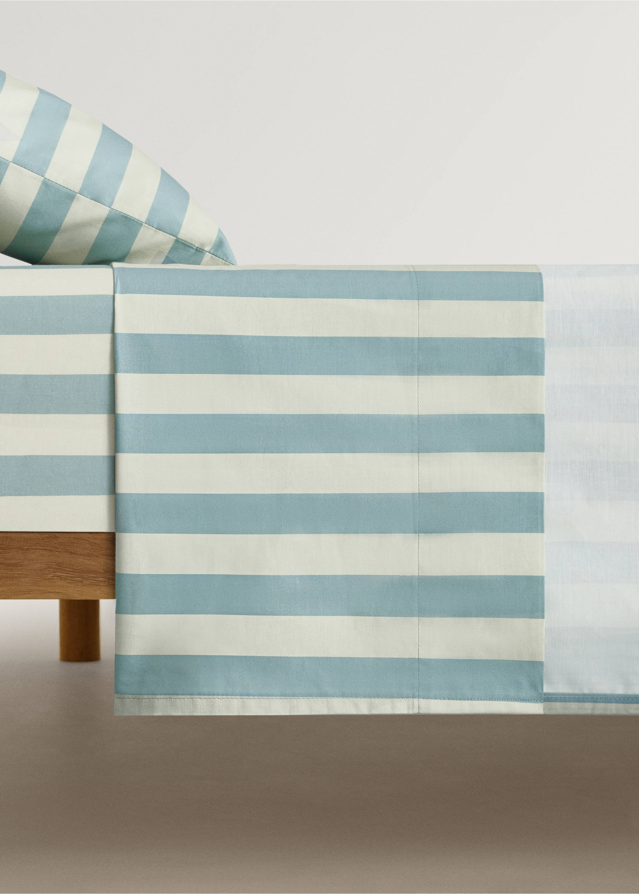 Drap de dessus berceau coton percale rayures épaisses - Article sans modèle, Bleu. Ref: 87014088-00.