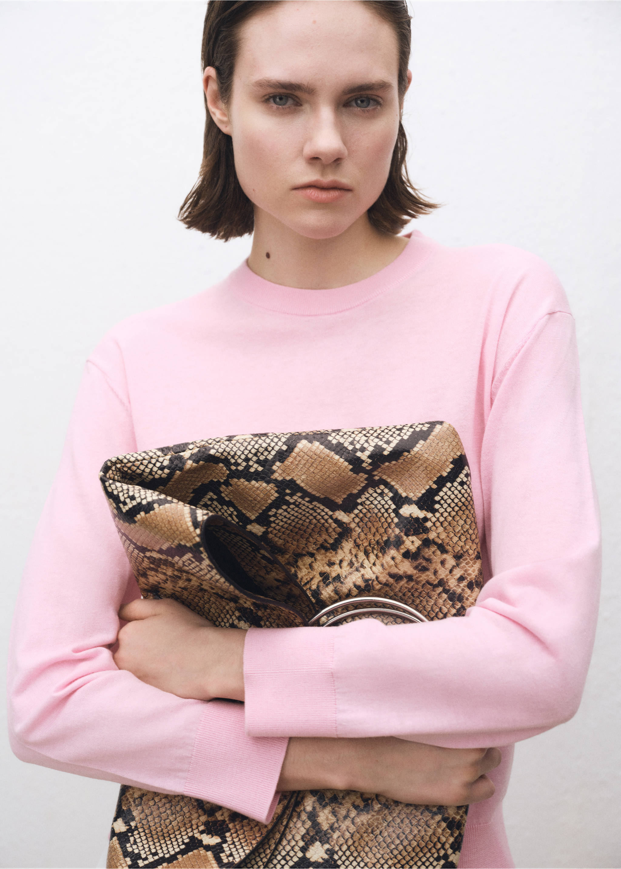 Jersei barreja llana coll rodó - Detall de l'article 1, Rosa. Ref: 87014090-00.