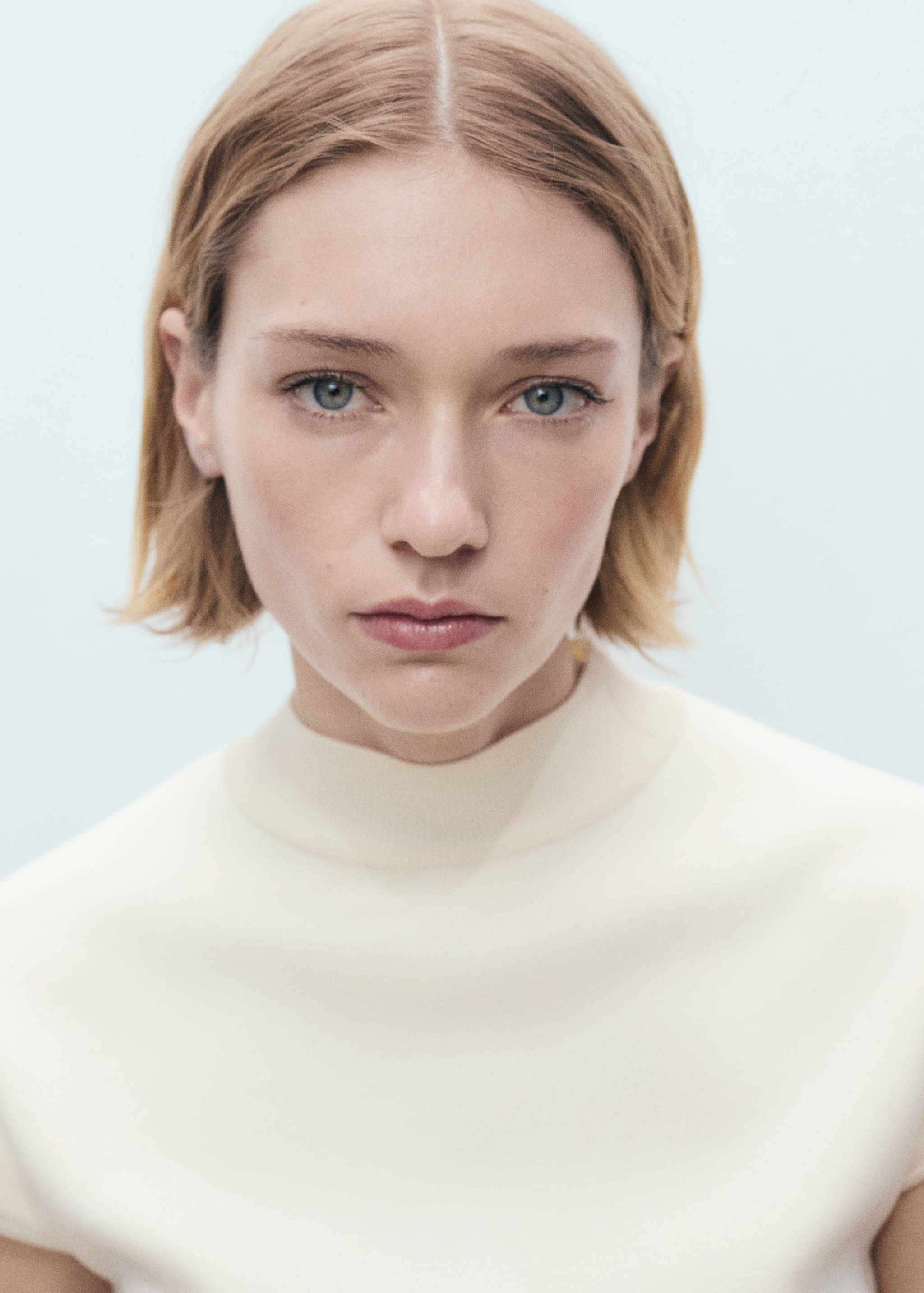 Kurzärmliger Feinstrickpullover - Detail des Artikels 1