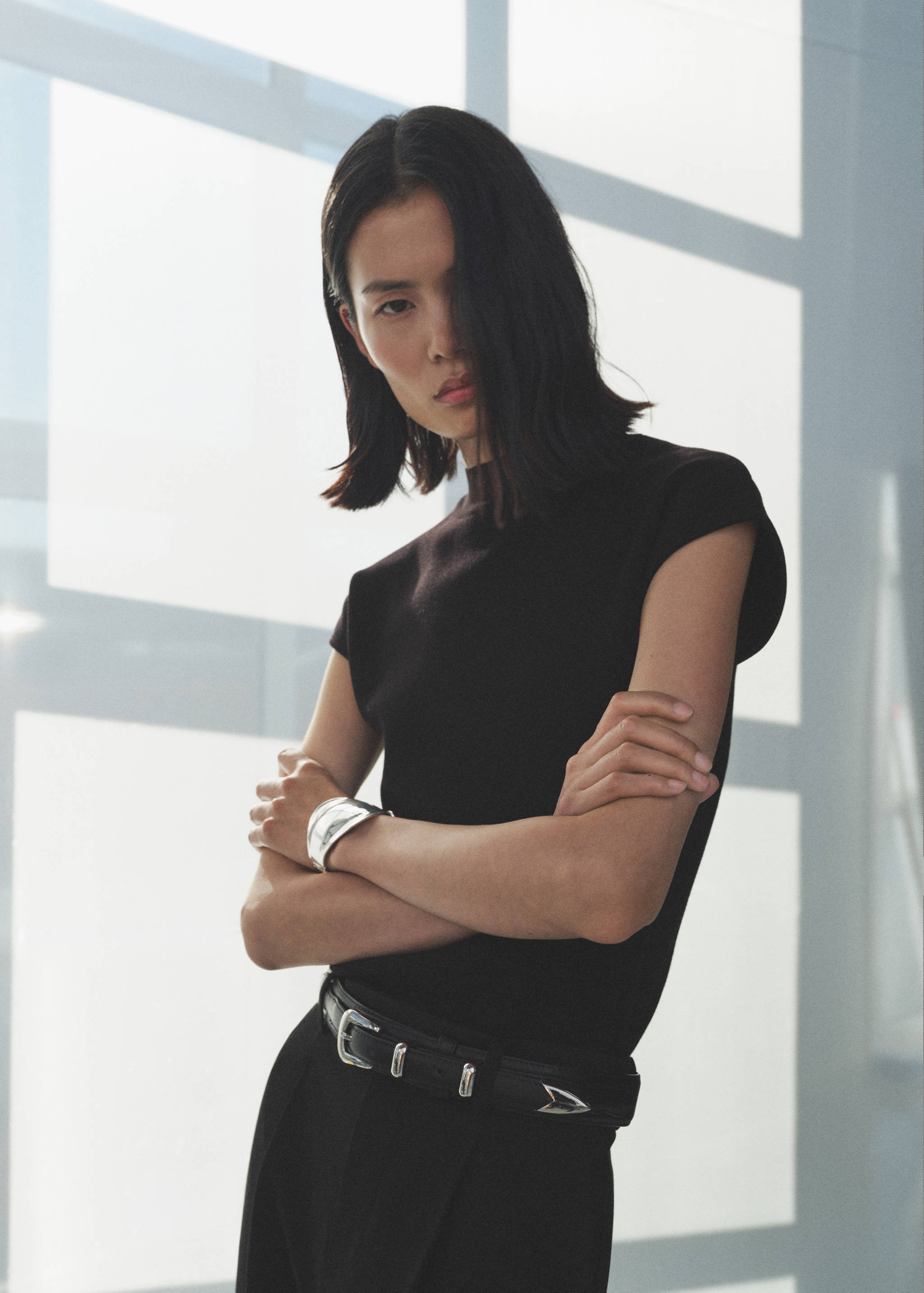 Short-sleeved fine-knit sweater - Medium plane