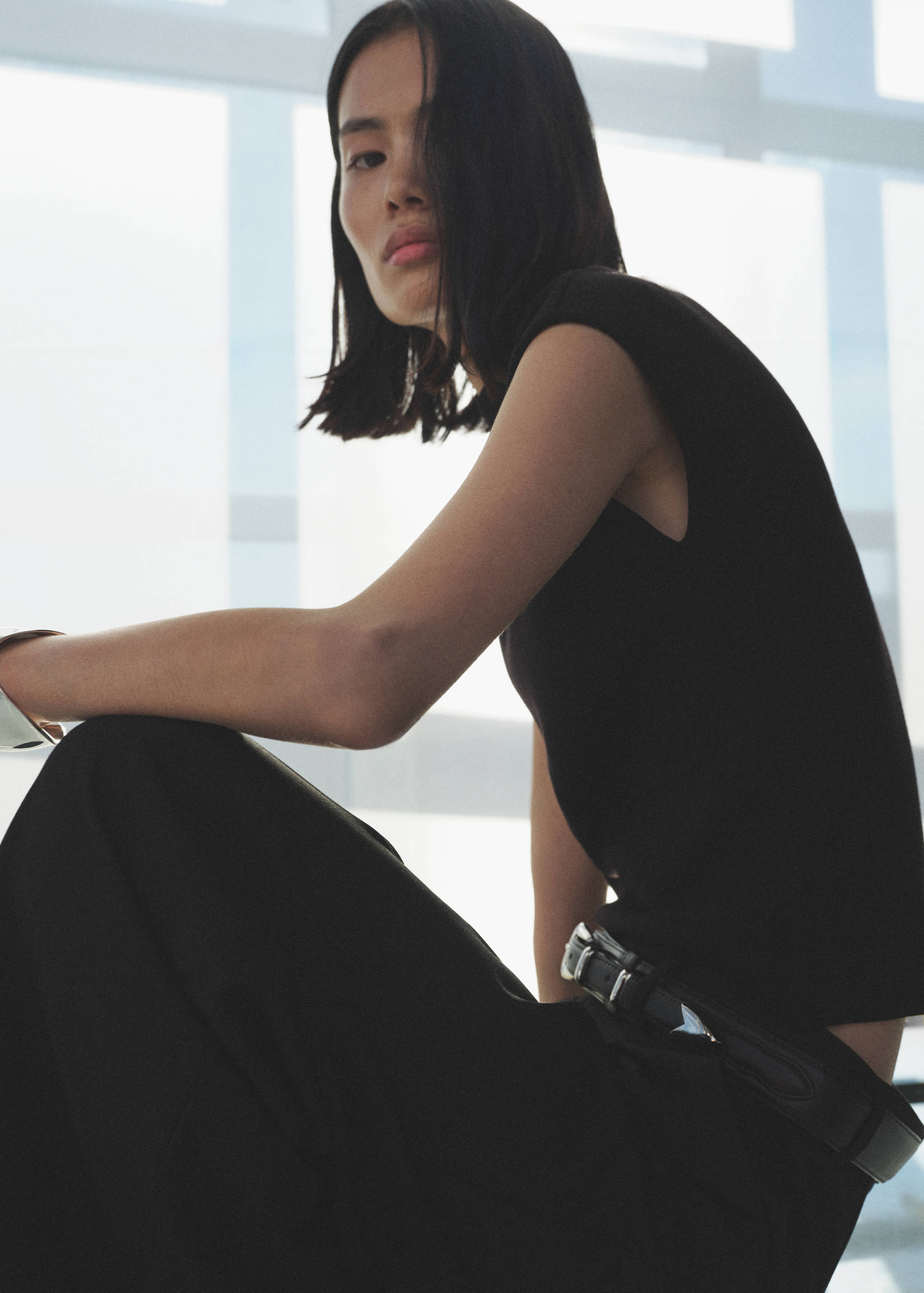 Short-sleeved fine-knit sweater - Details of the article 2