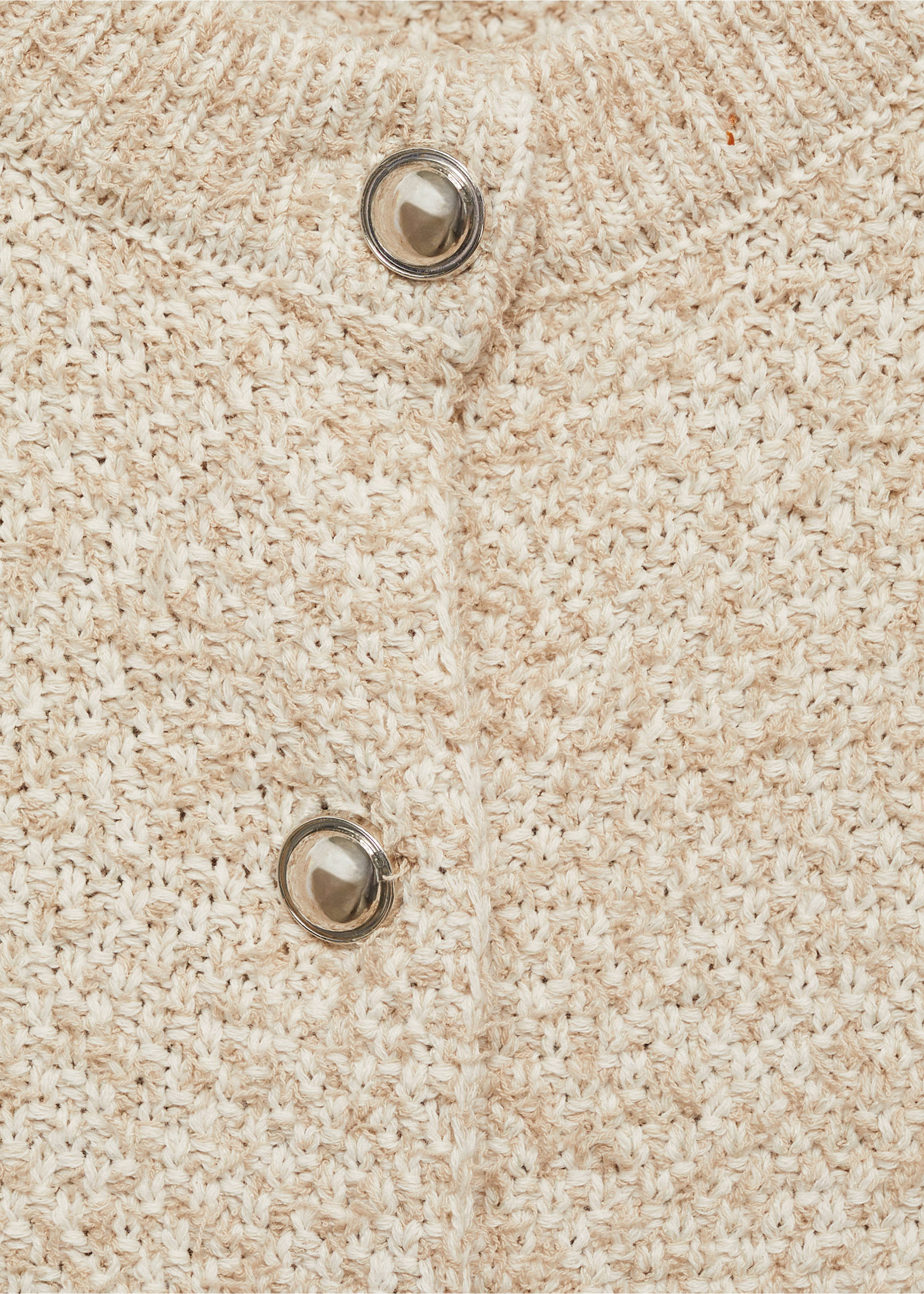 Chunky-knit jacket with buttons - Details of the article 8, Beige. Ref: 87014093-00.