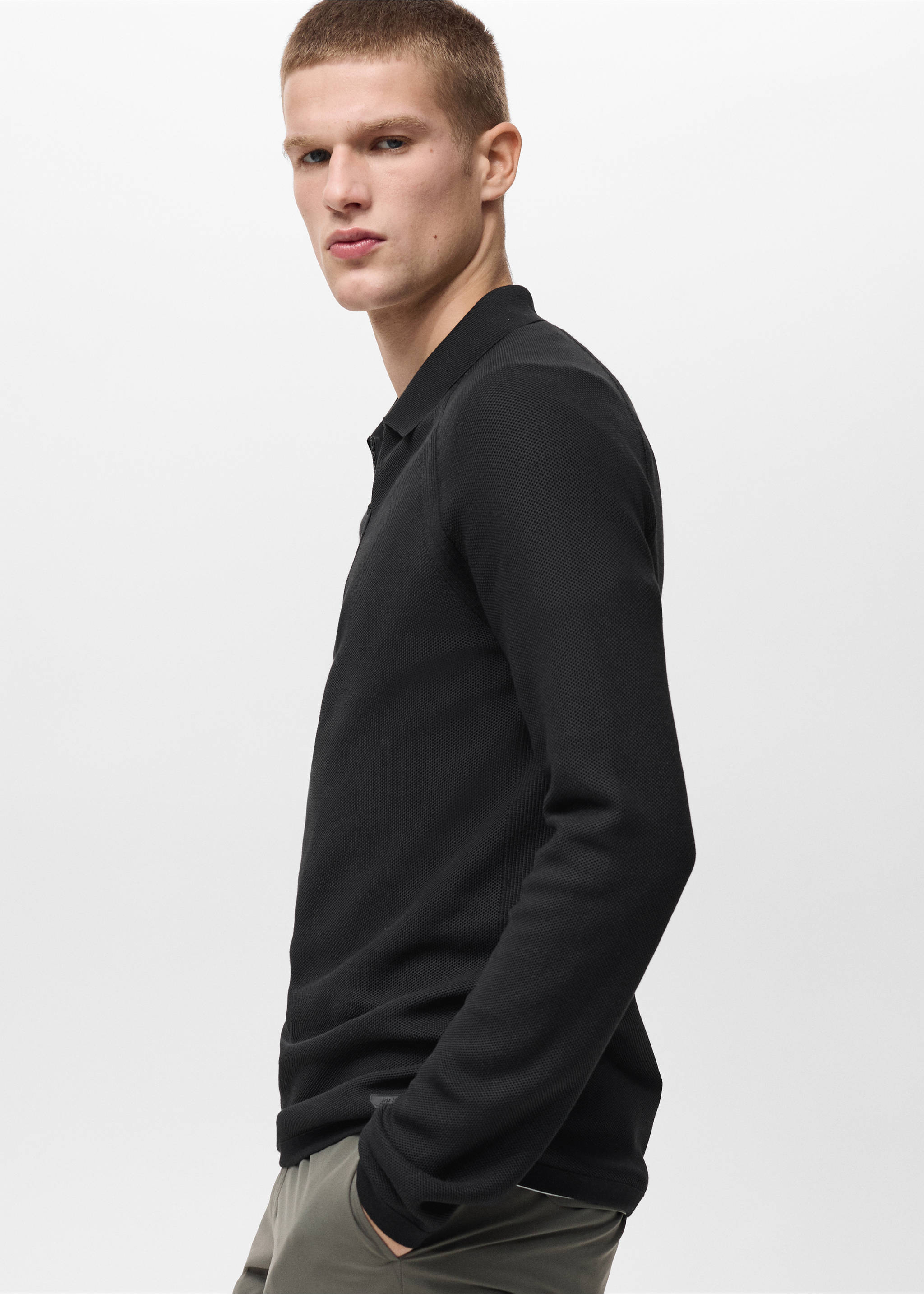 Polo shirt with COOLMAX® technology structure - Details of the article 2, Black. Ref: 87014413-00.