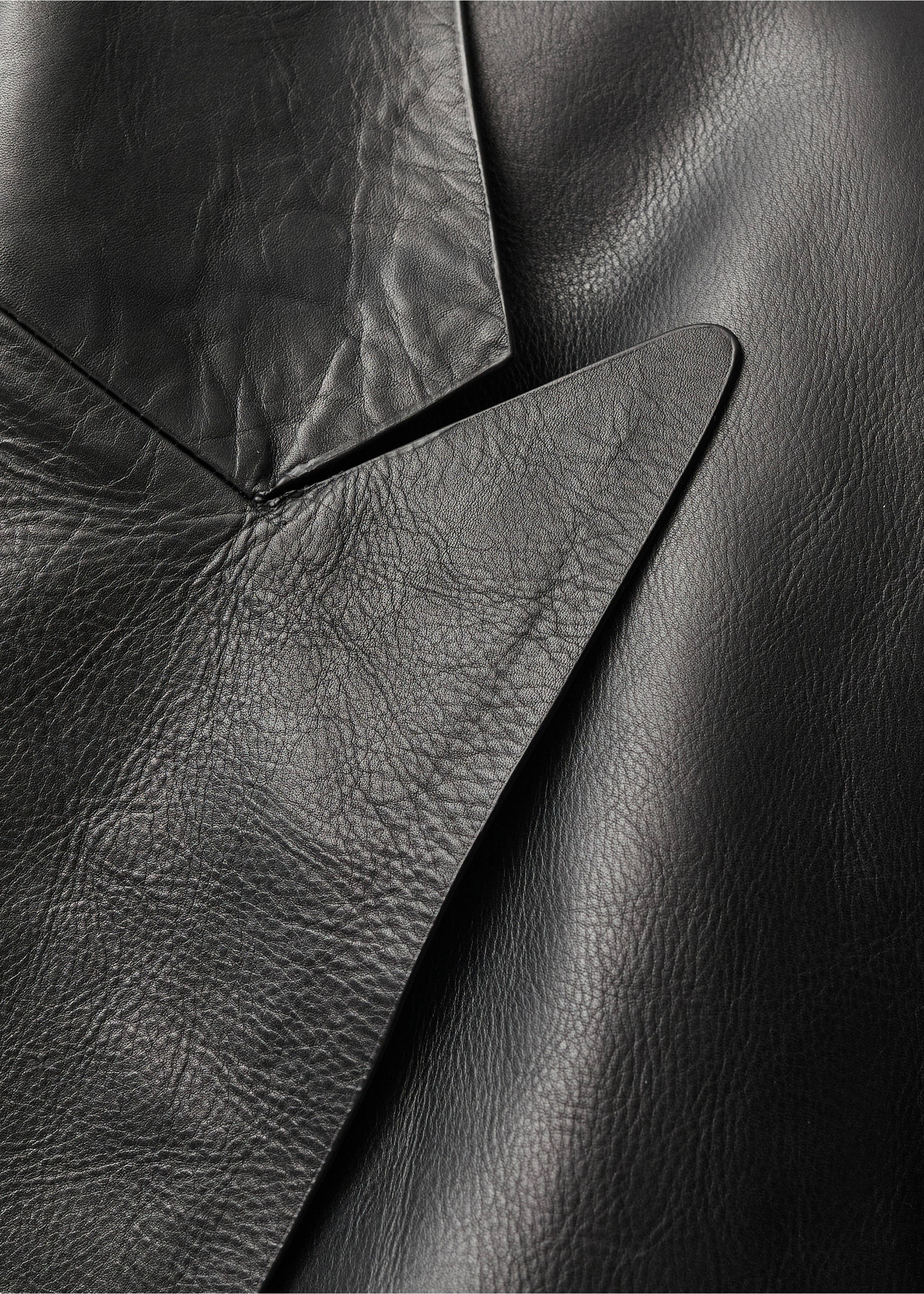Sacou din piele cu două rânduri de nasturi - Detaliu al articolului 8, Negru. Ref: 87014419-00.