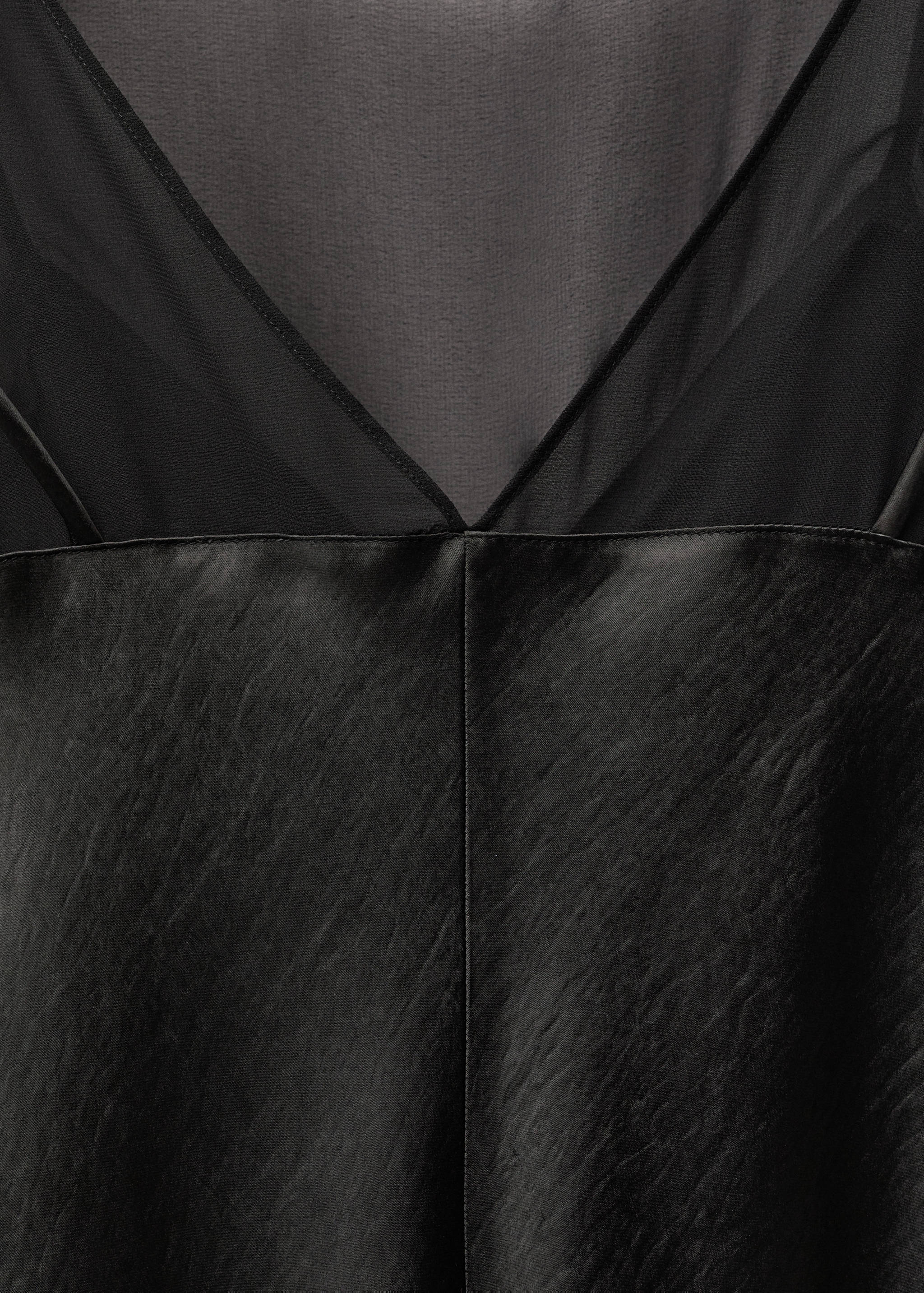 Contrasting satin dress - Details of the article 8