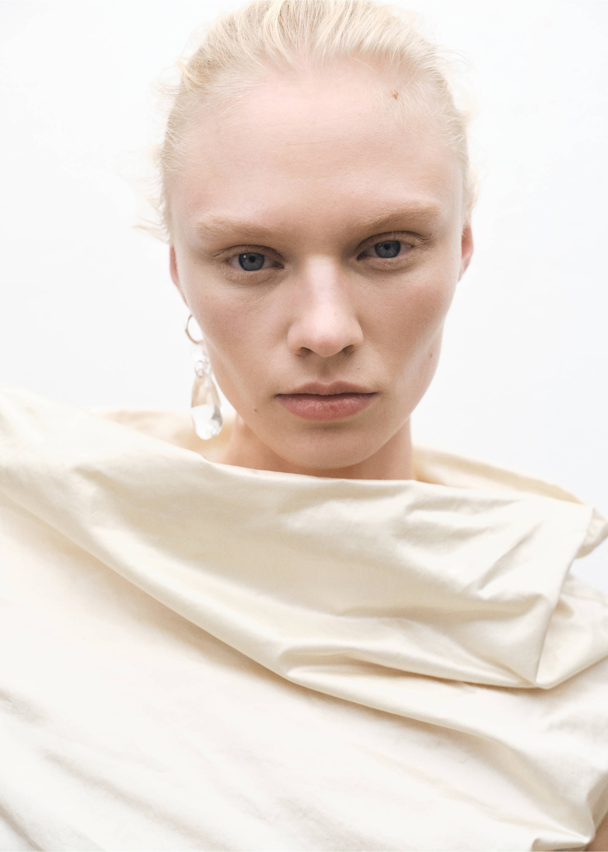 Vestido algodón cuello drapeado - Plano medio, Crudo. Ref: 87014426-00.