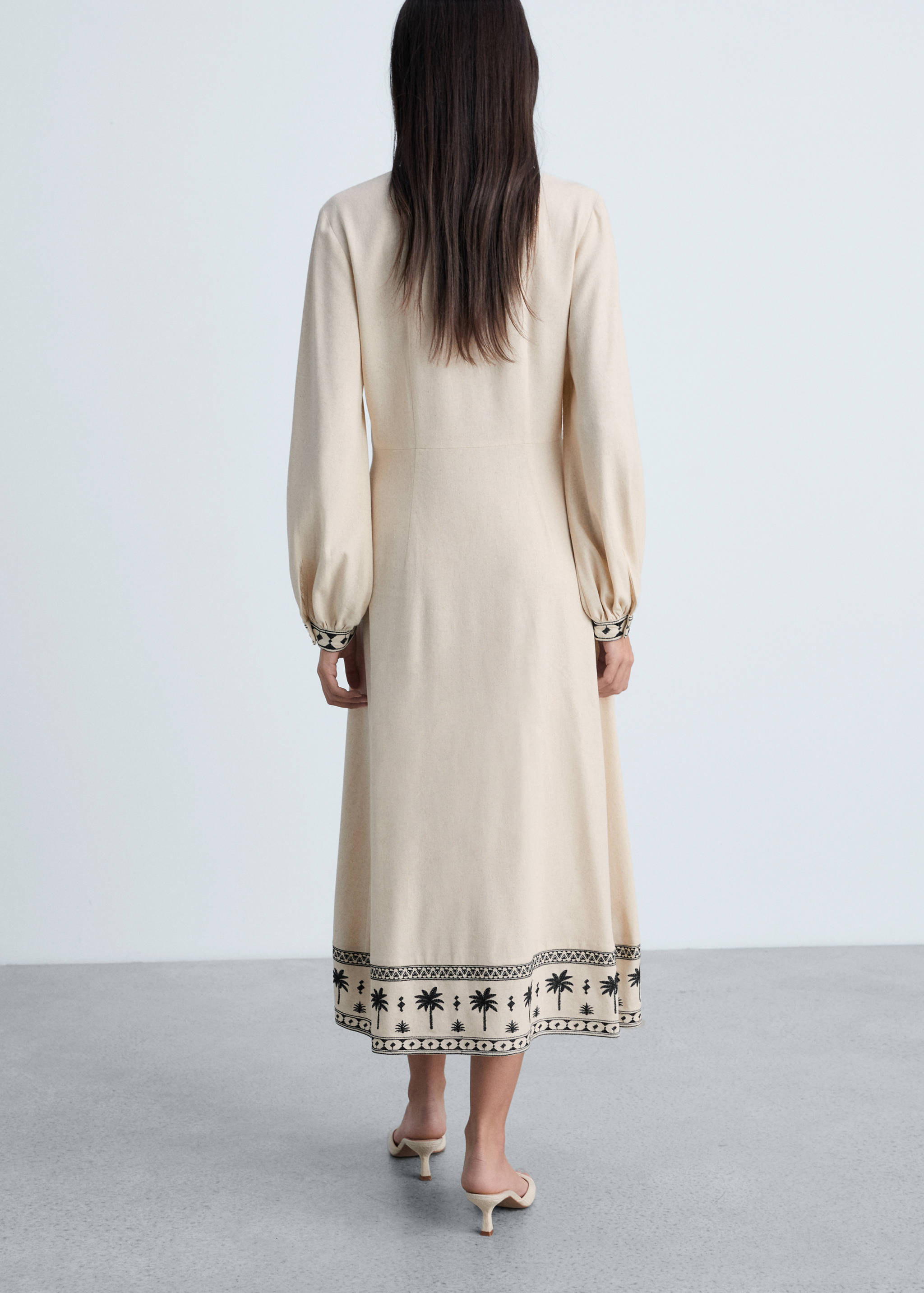 Openwork cotton dress - Reverse of the article