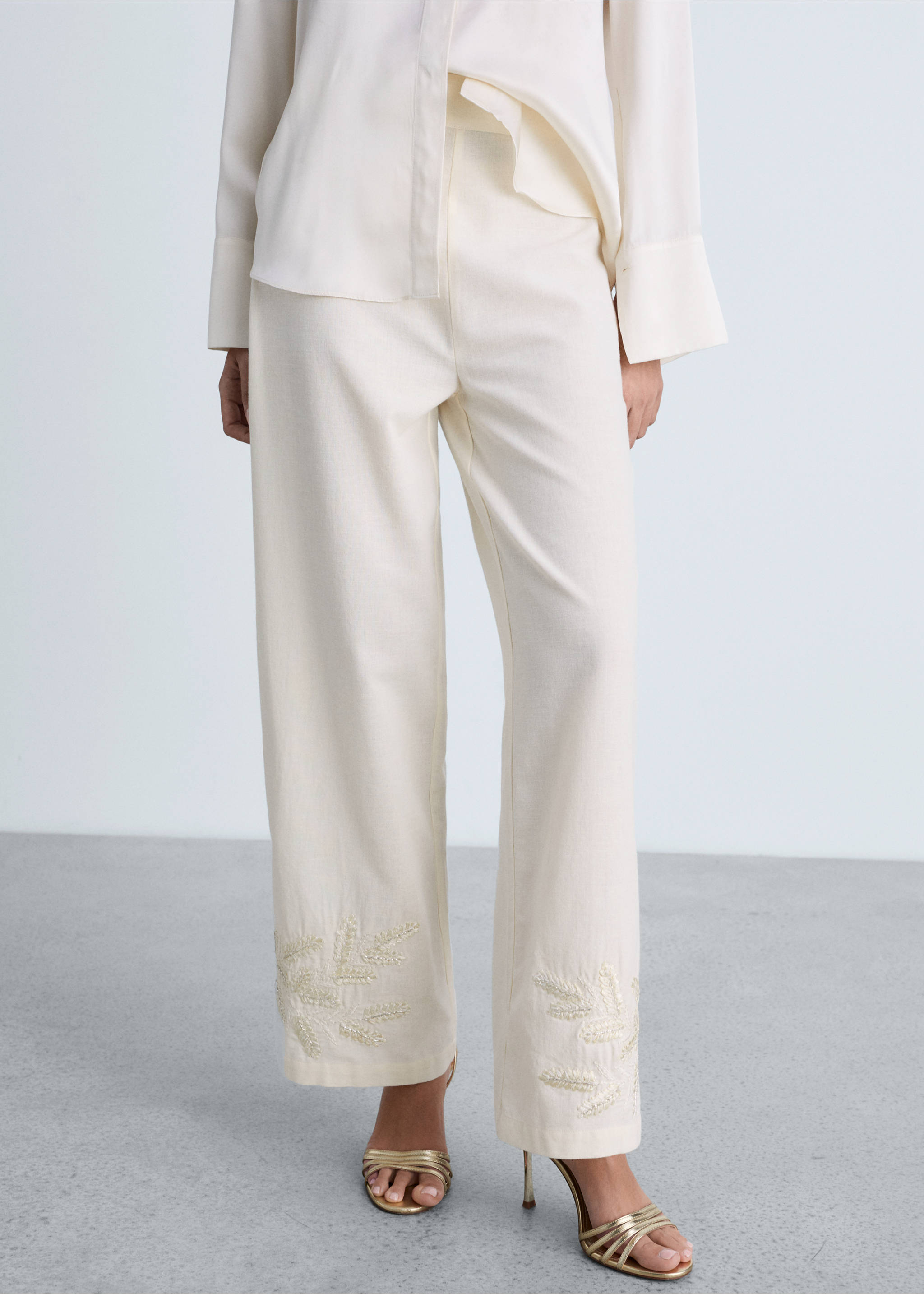 Embroidered straight-fit trousers - Medium plane, Off White. Ref: 87014784-00.