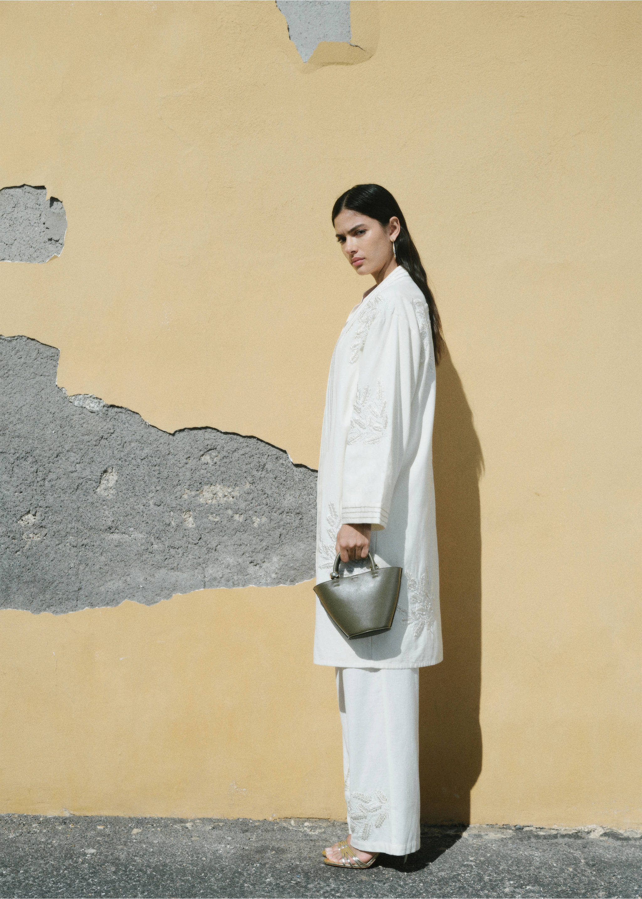 Embroidered straight-fit trousers - Details of the article 7, Off White. Ref: 87014784-00.