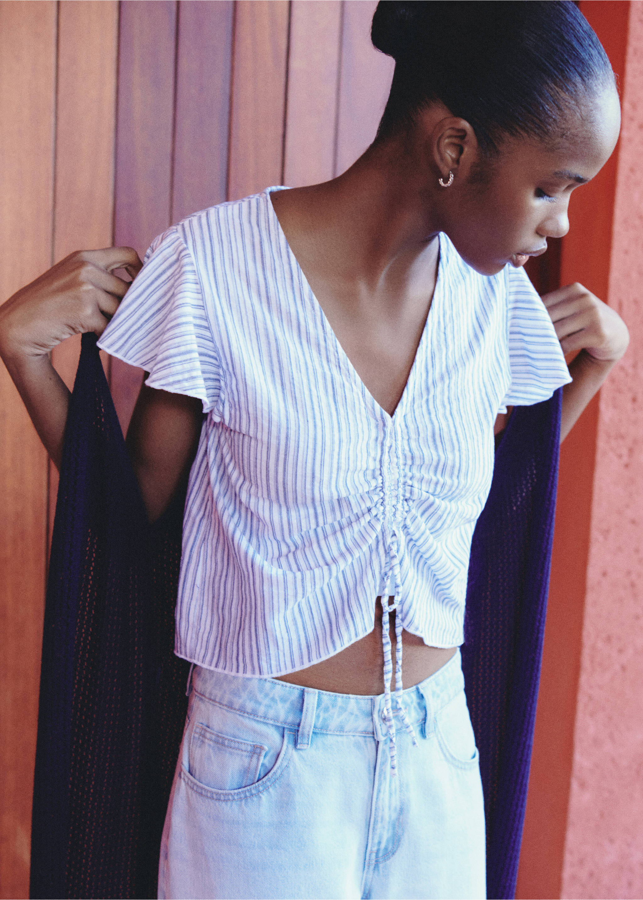 Ruched detail blouse - Details of the article 5, Sky Blue. Ref: 87014791-00.