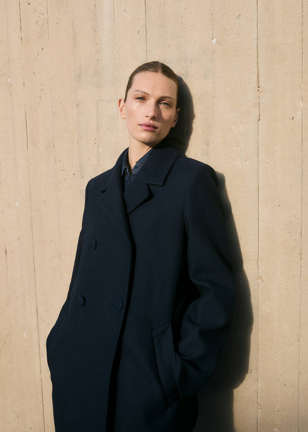 ジャケット・アウター DOUBLELAPELED DOUBLE BREASTED COAT Double-breasted lapels coat - Women | MANGO OUTLET USA