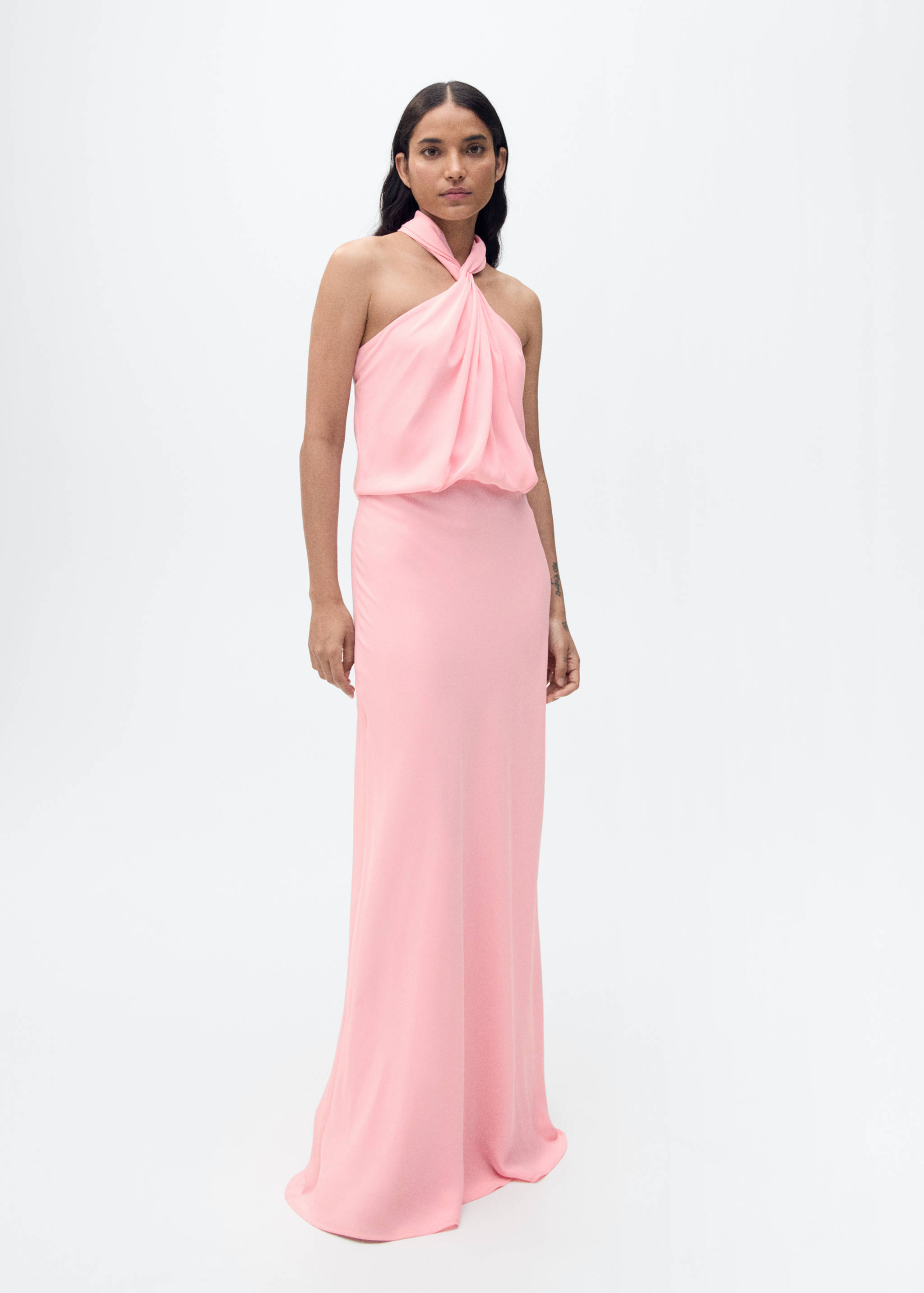 Halter dress with back opening - General plane