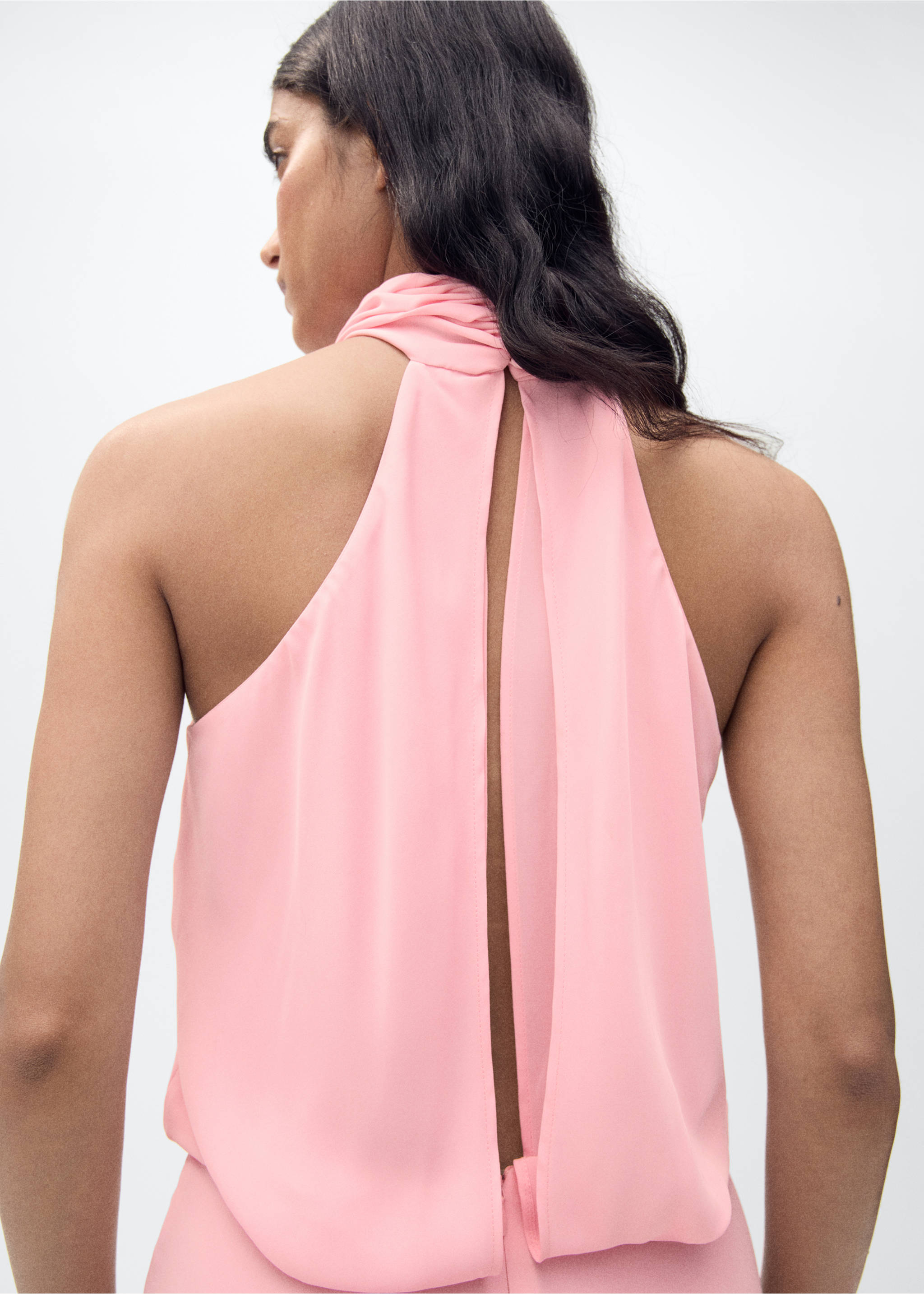 Halter dress with back opening - Details of the article 6, Pink. Ref: 87015732-00.