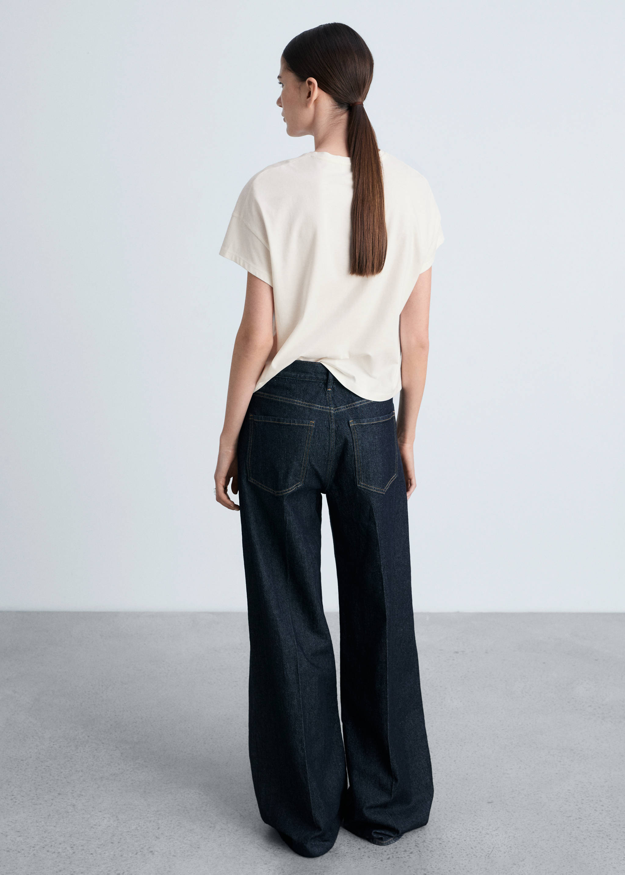 Cotton t-shirt with printed message - Reverse of the article