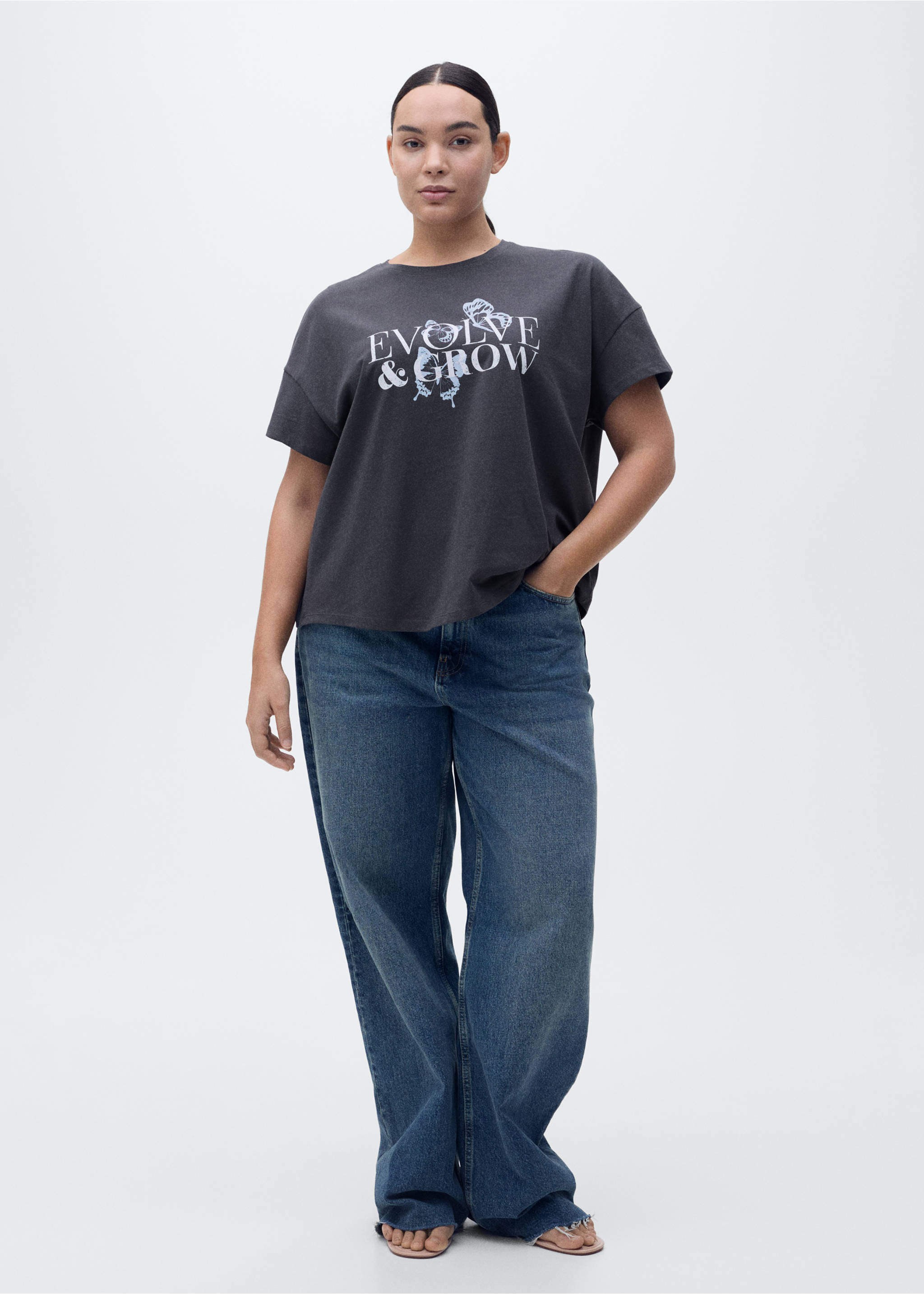 Cotton t-shirt with printed message - Details of the article 3, Charcoal. Ref: 87015746-00.