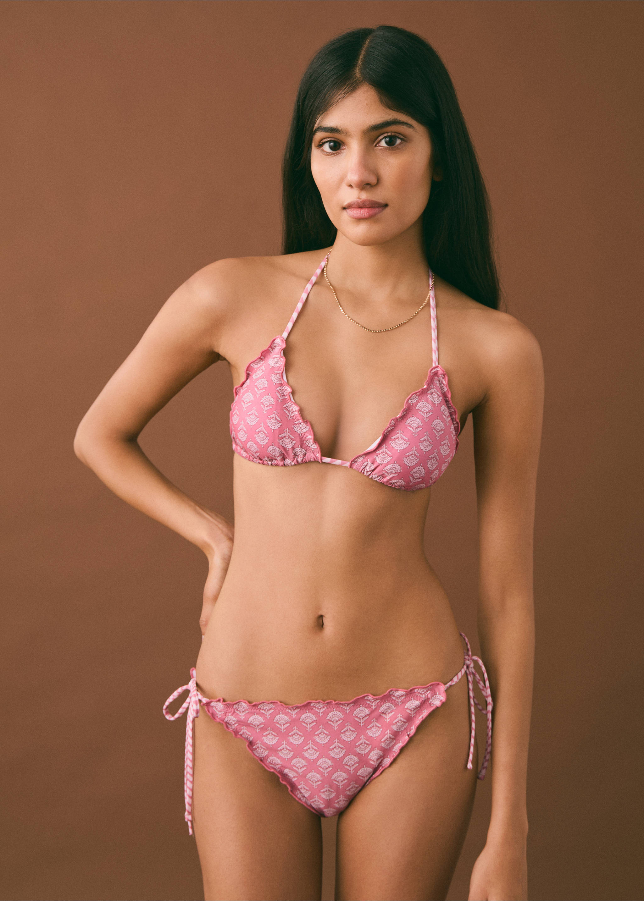 Bikini estampado ribete - Plano medio, Rosa pastel. Ref: 87015748-00.