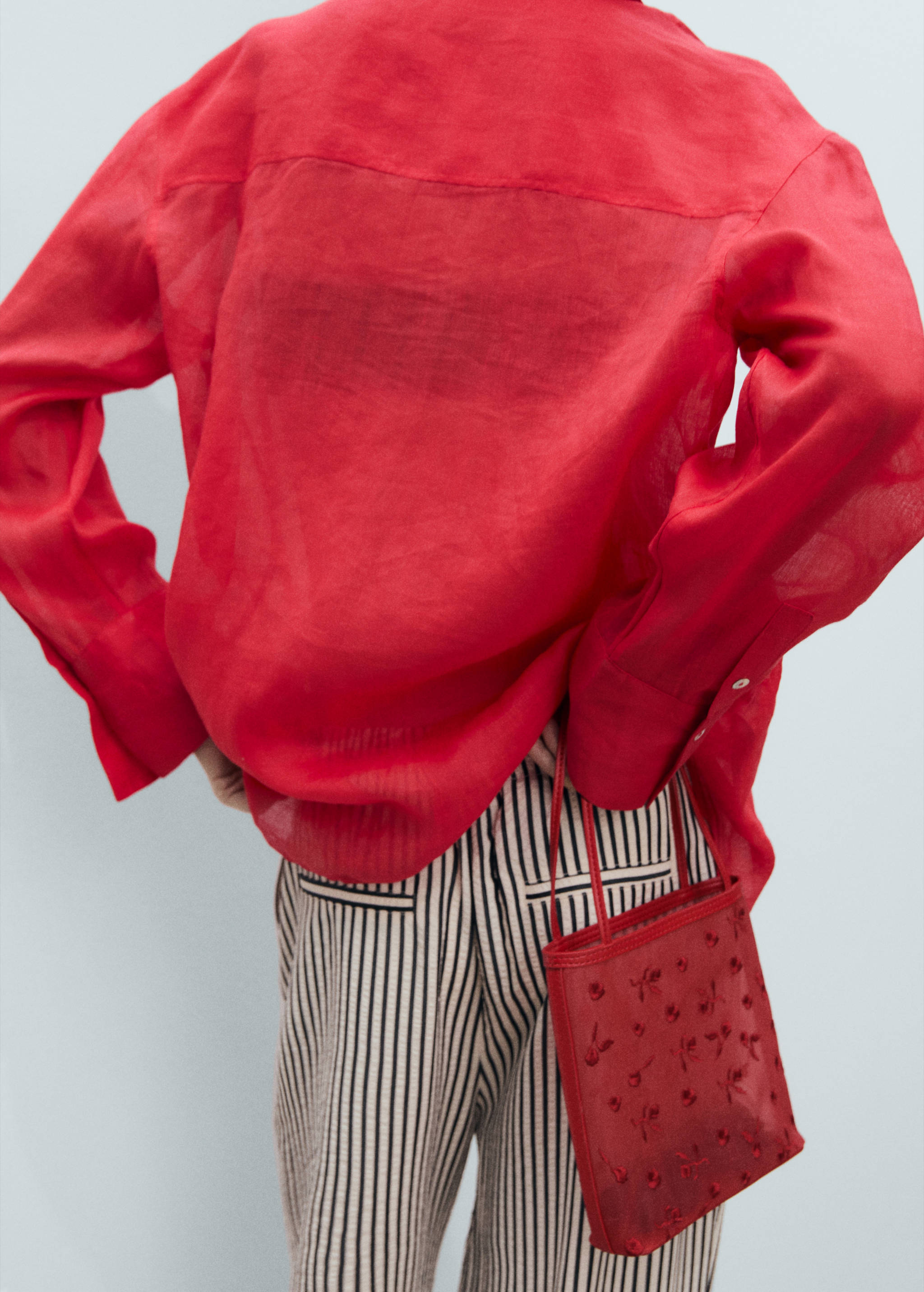 Sac en maille filet brodé fleurs - Détail de l'article 9