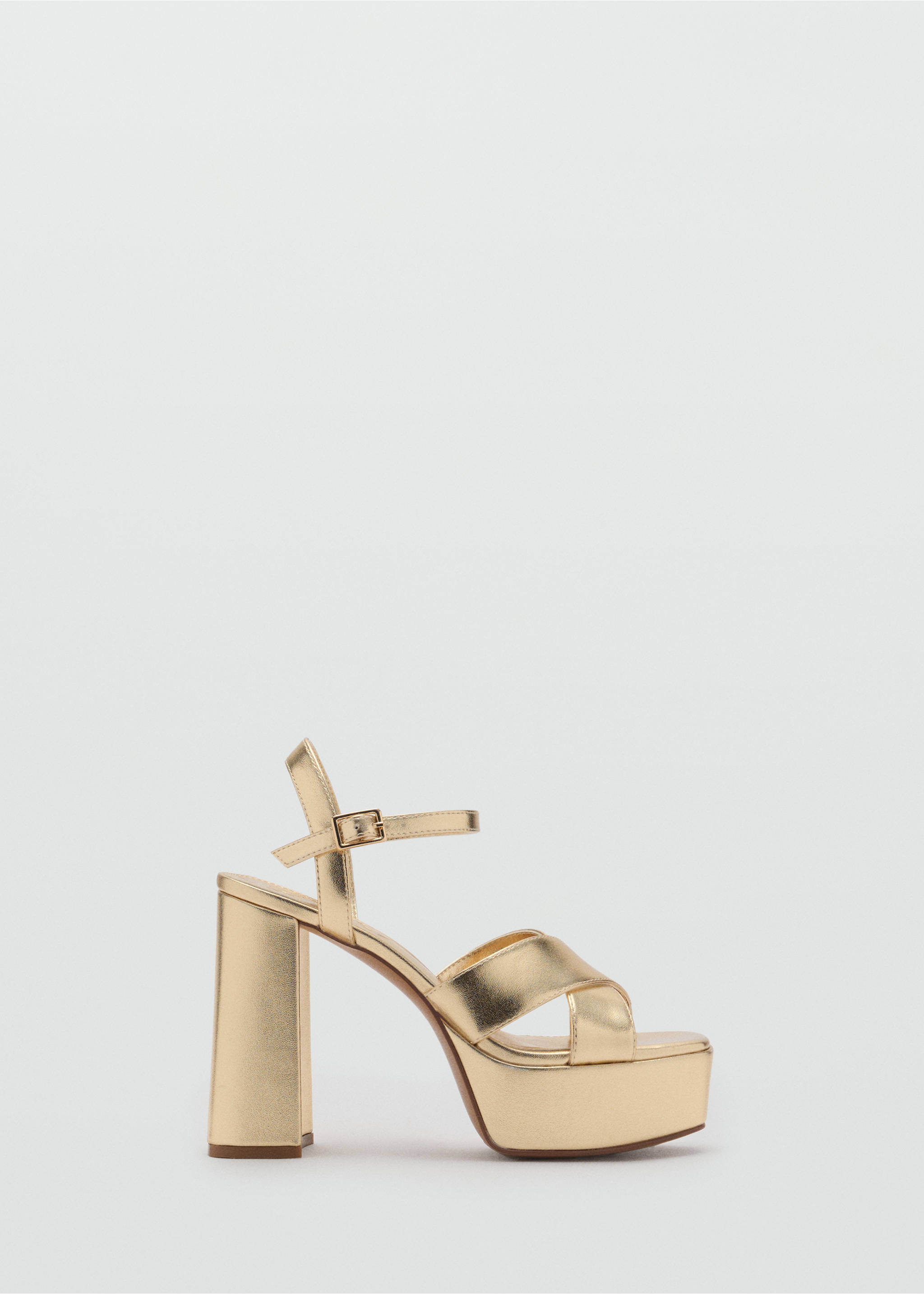 Riemen-Sandale im Metallic-Look - Artikel ohne Model, Gold. Ref: 87015761-00.