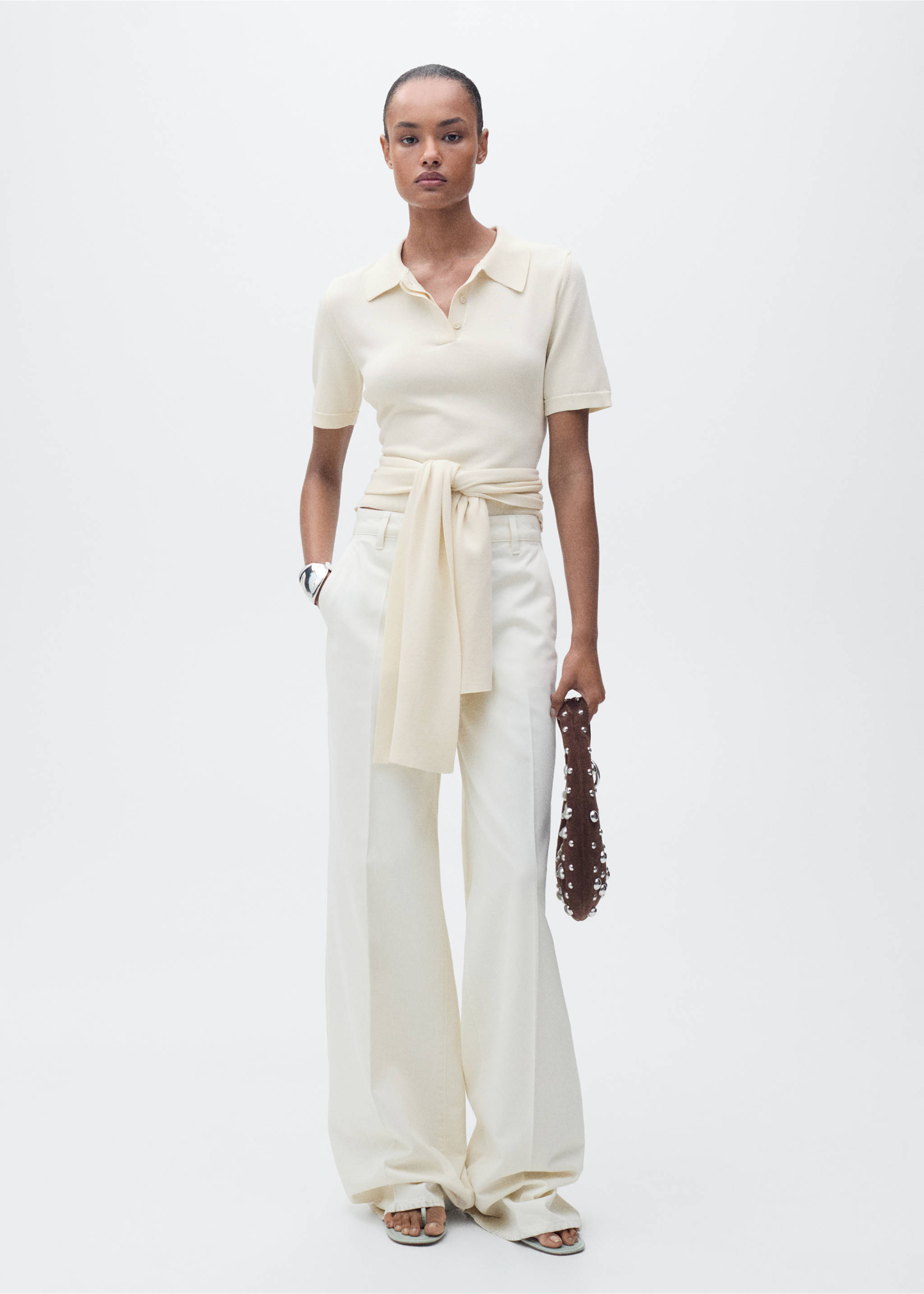 Sweter z krótkim rękawem i ozdobnym węzłem - Plan ogólny, Kremowy / écru. Ref: 87015768-00.