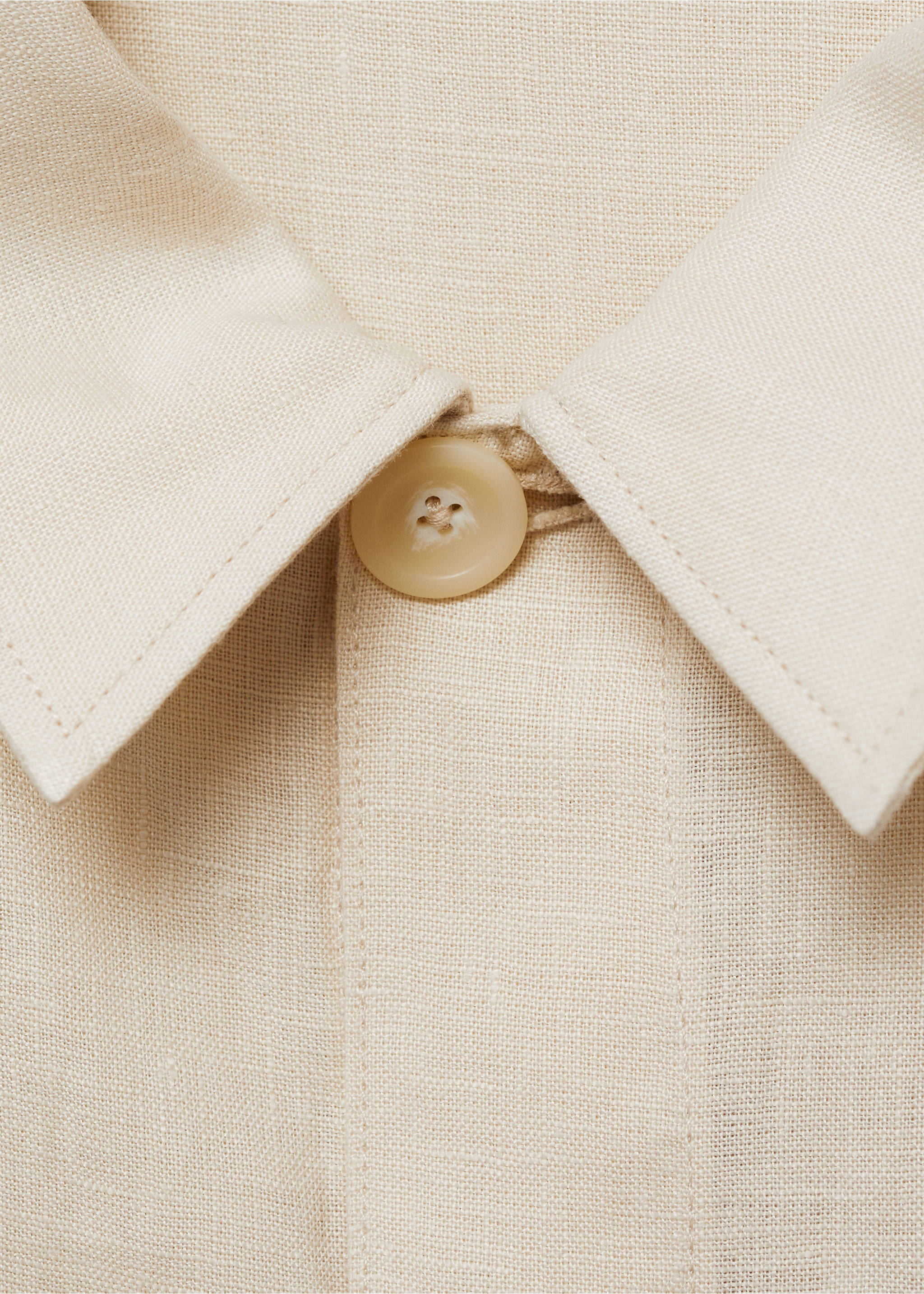 100% linen overshirt with pockets - Details of the article 8, Ivory White. Ref: 87015922-00.