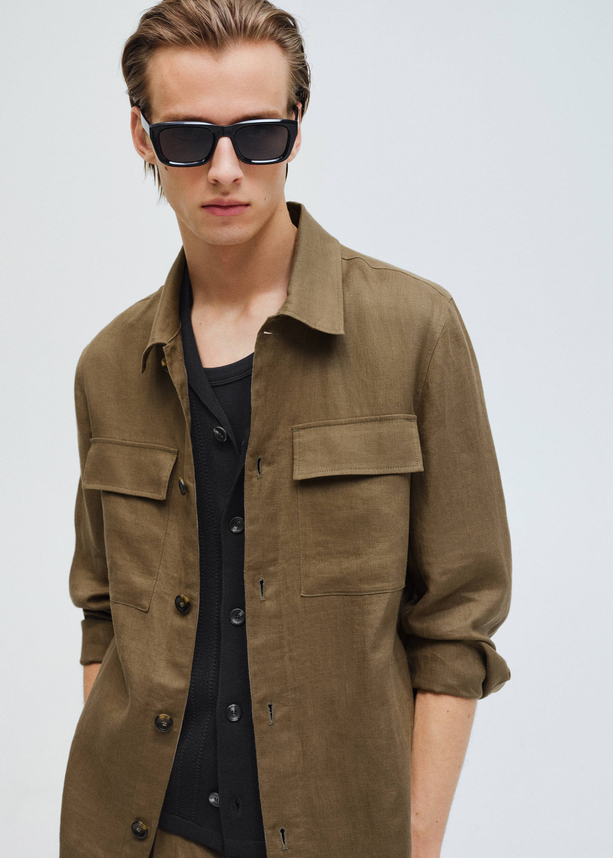 Overshirt mit Taschen aus 100 % Leinen - Detail des Artikels 3