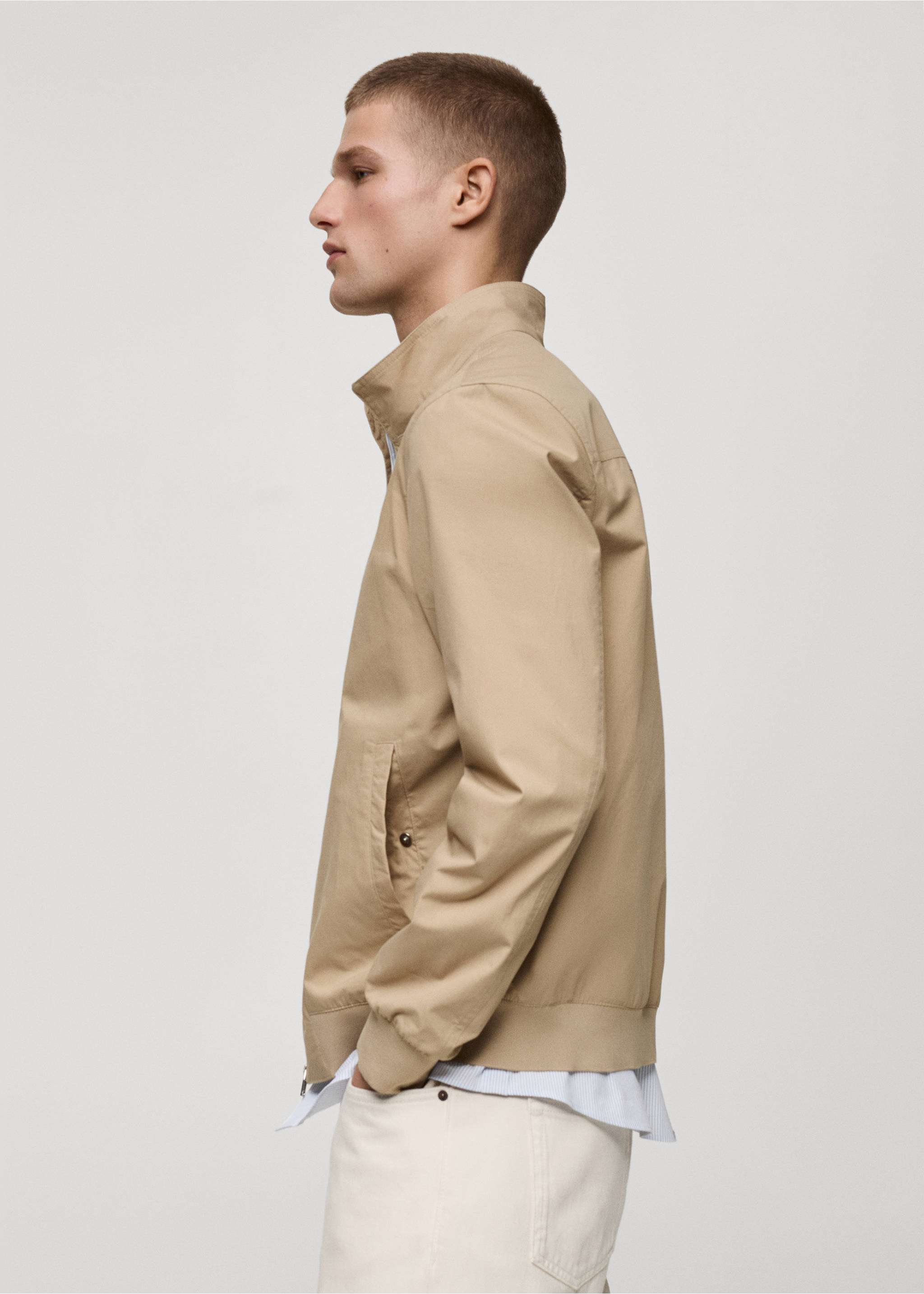 Lightweight jacket with funnel neck - Details of the article 2, Beige. Ref: 87015924-00.