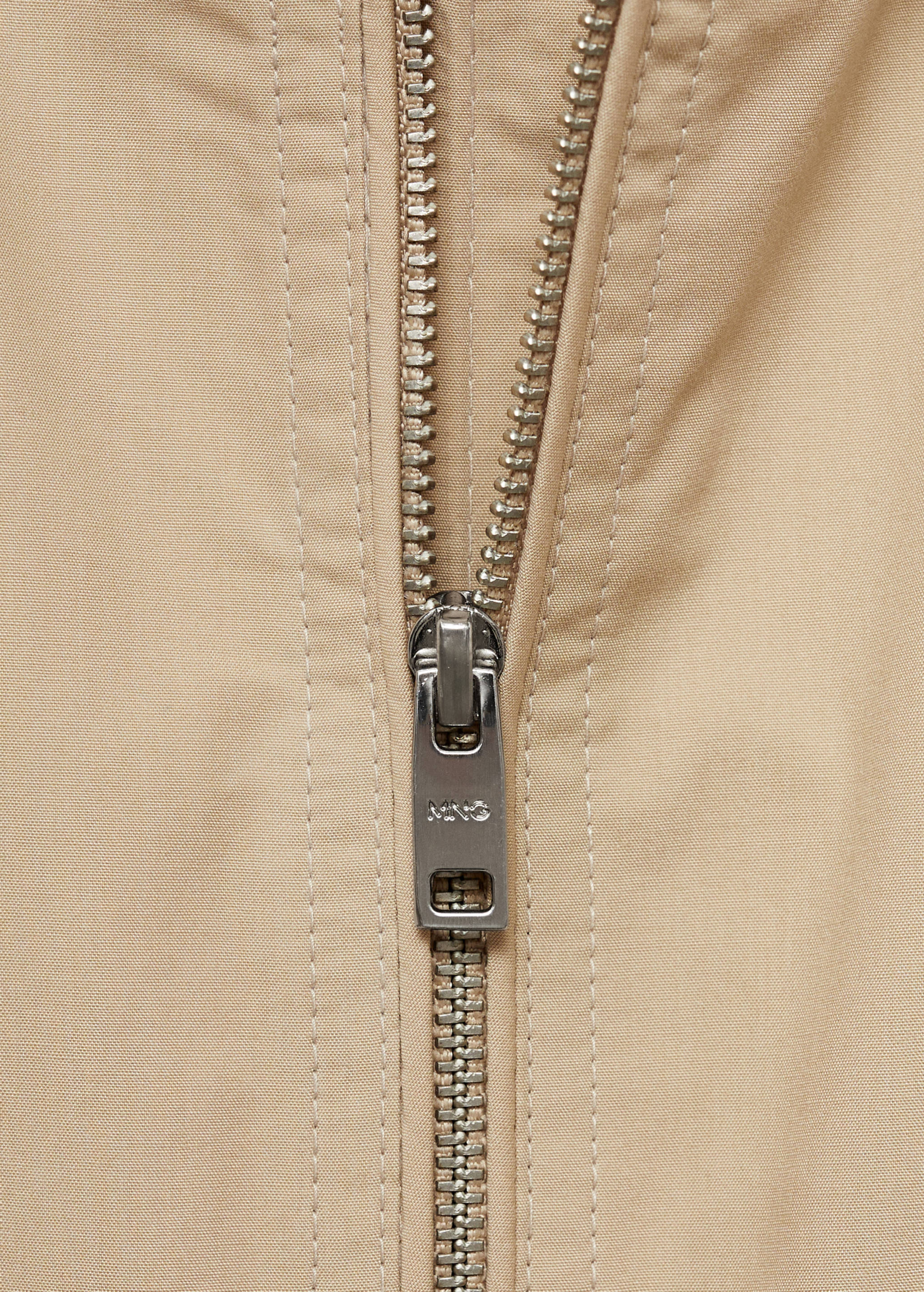 Lightweight jacket with funnel neck - Details of the article 8