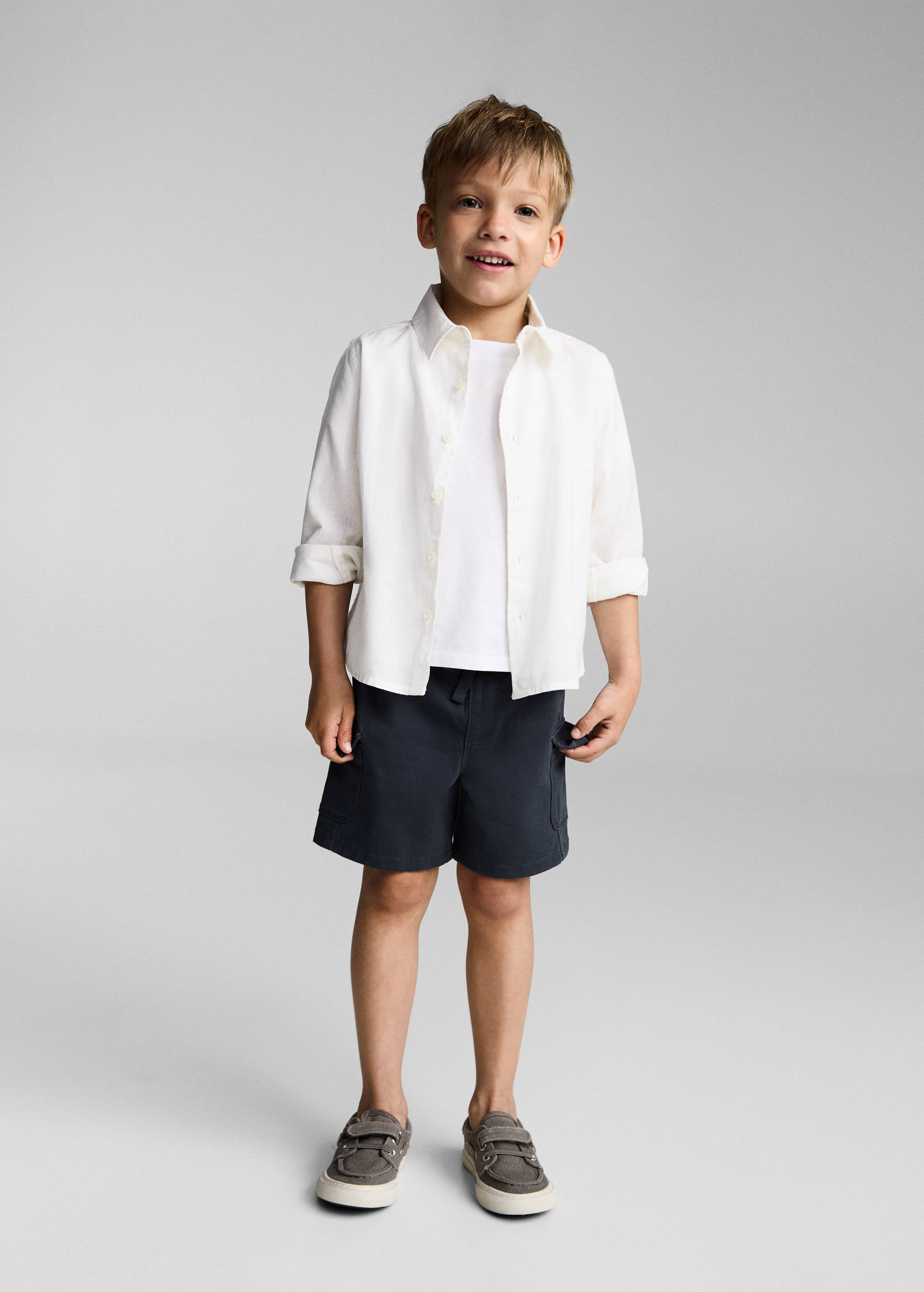 Cotton and linen shirt - General plane