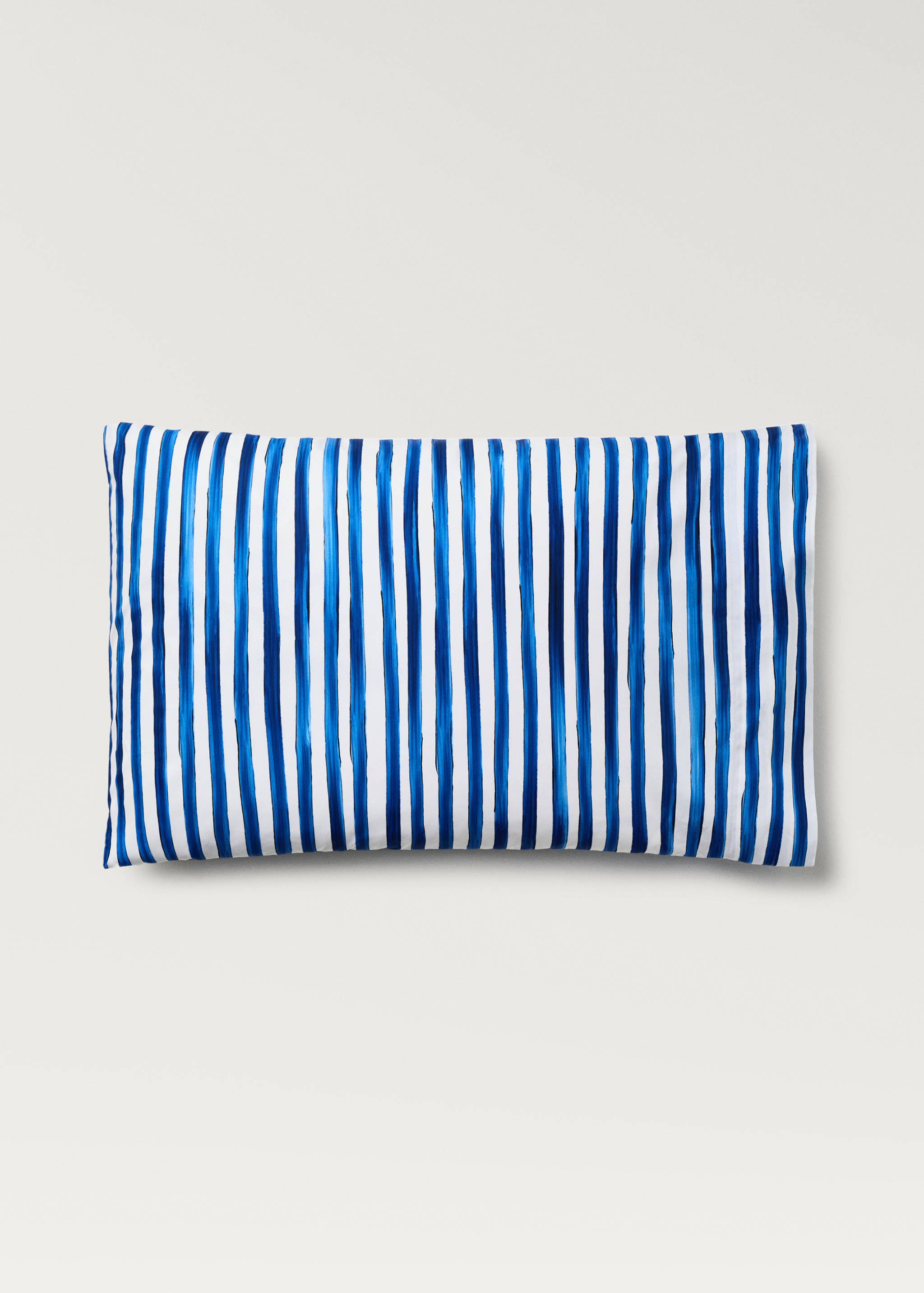 Two percale cotton watercolour-striped pillowcases 50x75 cm - Article without model