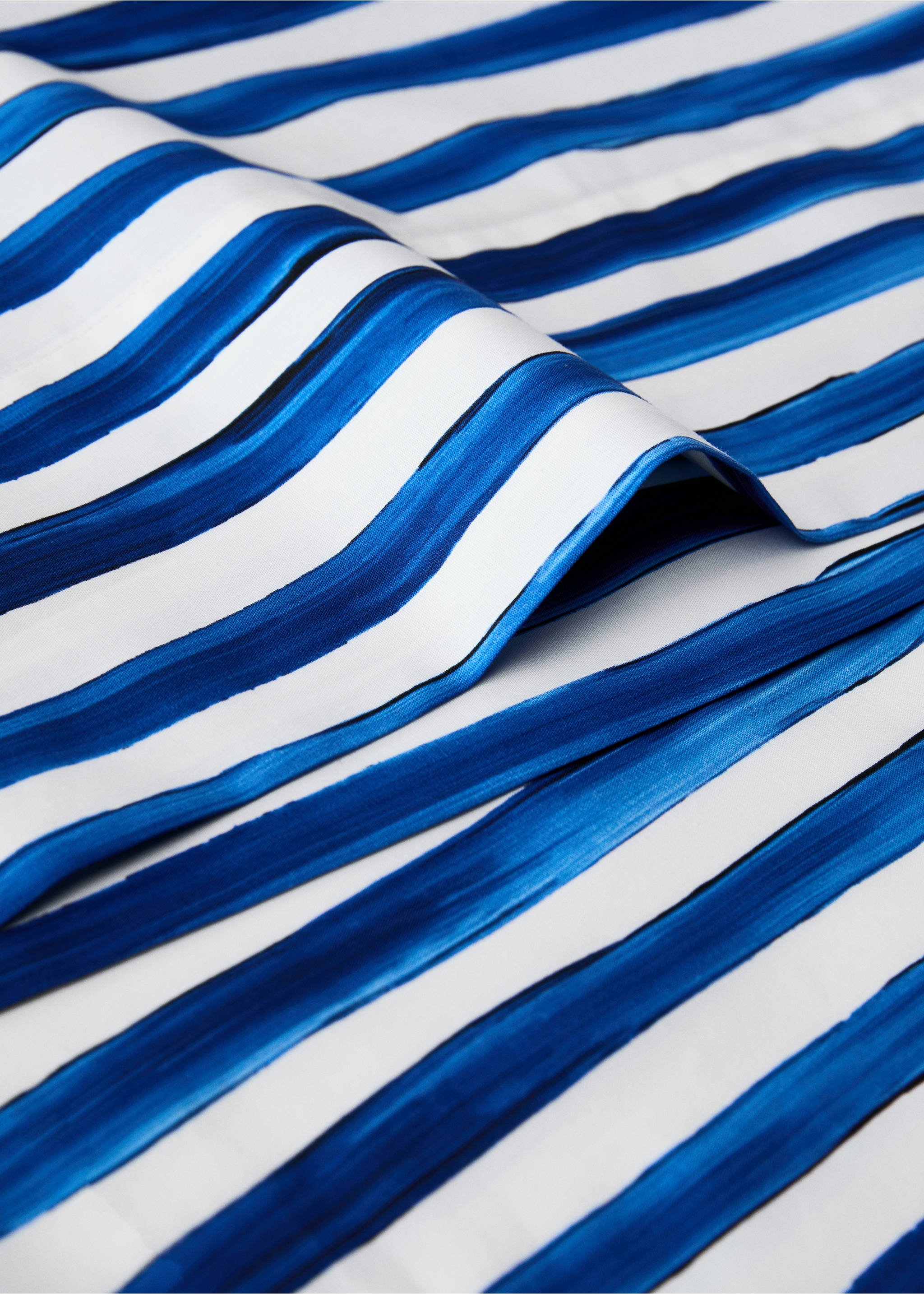 Two percale cotton watercolour-striped pillowcases 50x75 cm - Details of the article 2, Blue. Ref: 87015992-00.